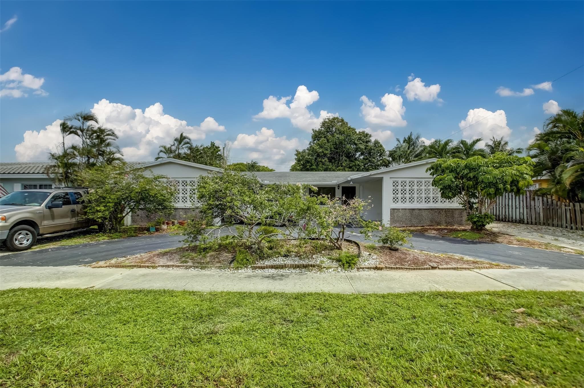 2155 NE 56th Court, Fort Lauderdale, FL 33308 — photo 3 of 31