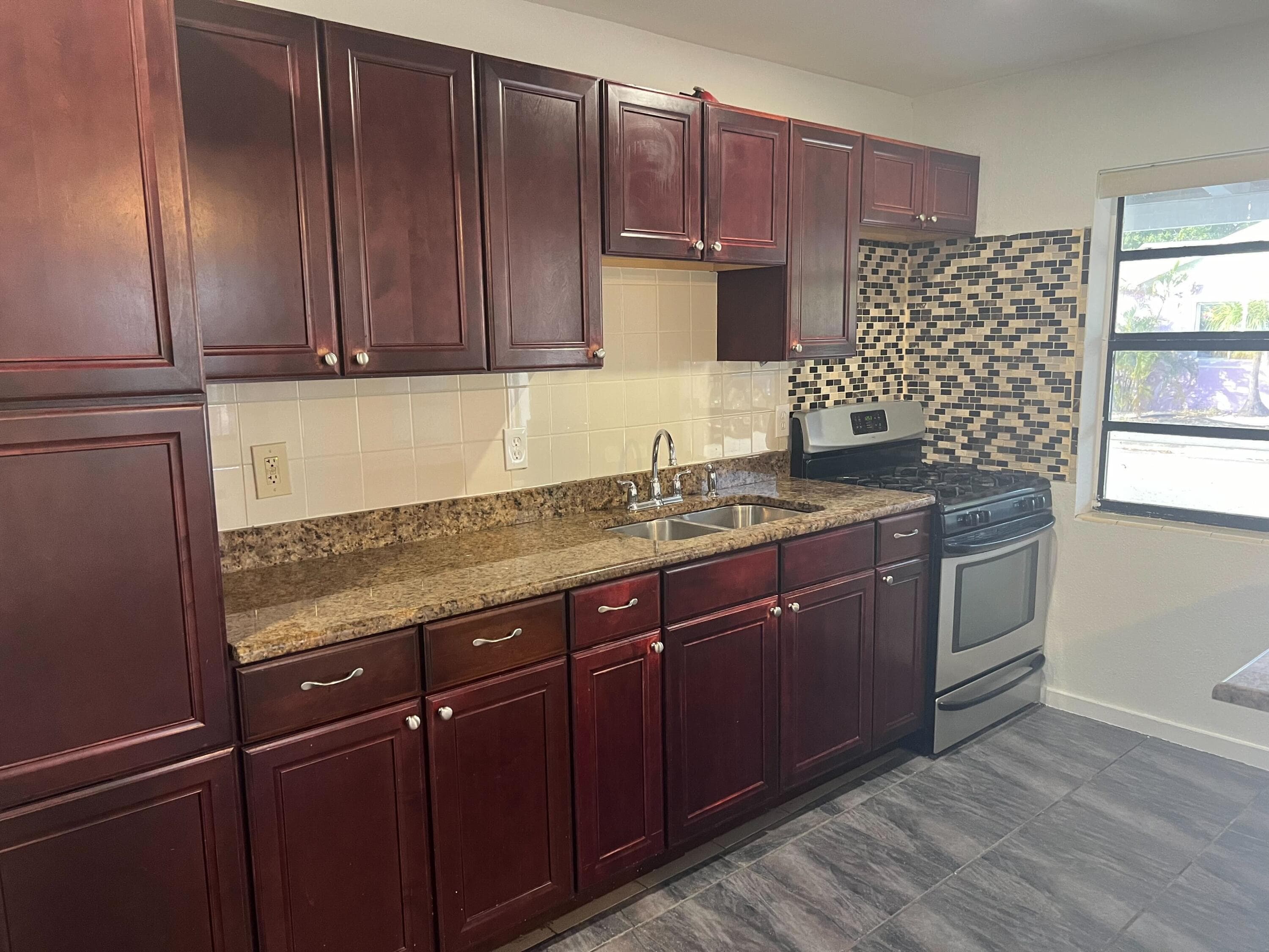 1202 S M Street, Lake Worth Beach, FL 33460 — photo 9 of 16