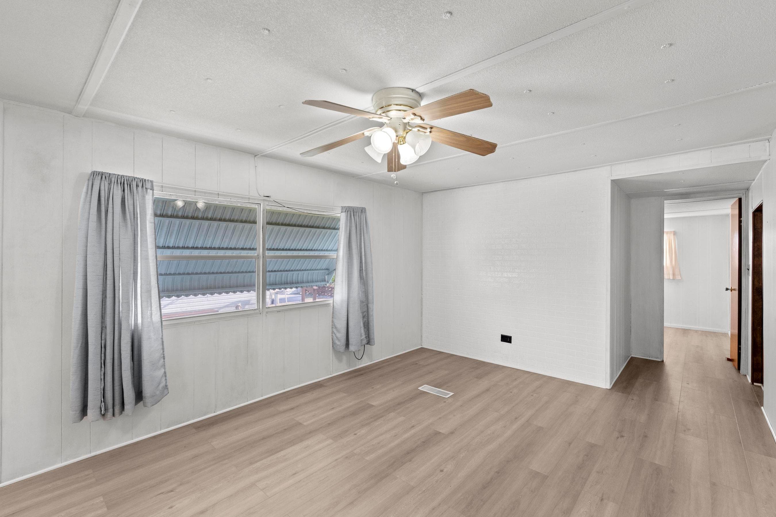 8949 Oak Street, Boynton Beach, FL 33436 — photo 16 of 31
