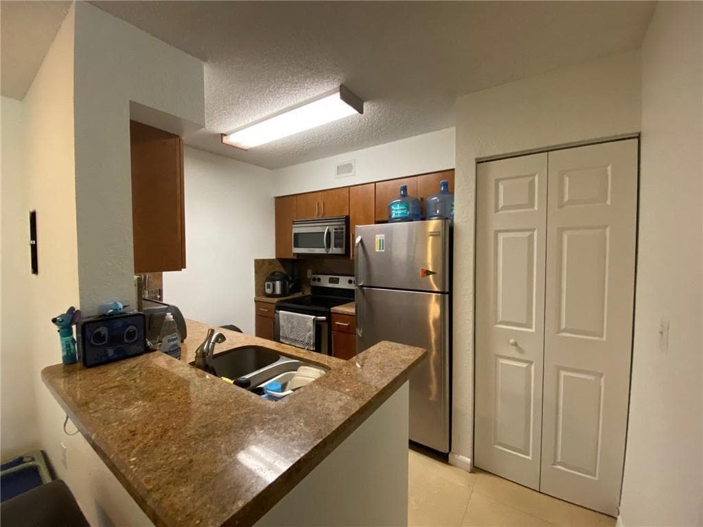 2841 N Oakland Forest Drive 107, Oakland Park, FL 33309 — photo 3 of 15