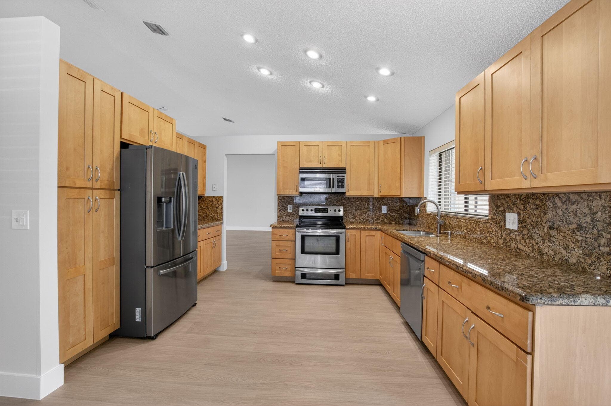 9720 Majestic Way, Boynton Beach, FL 33437 — photo 23 of 77