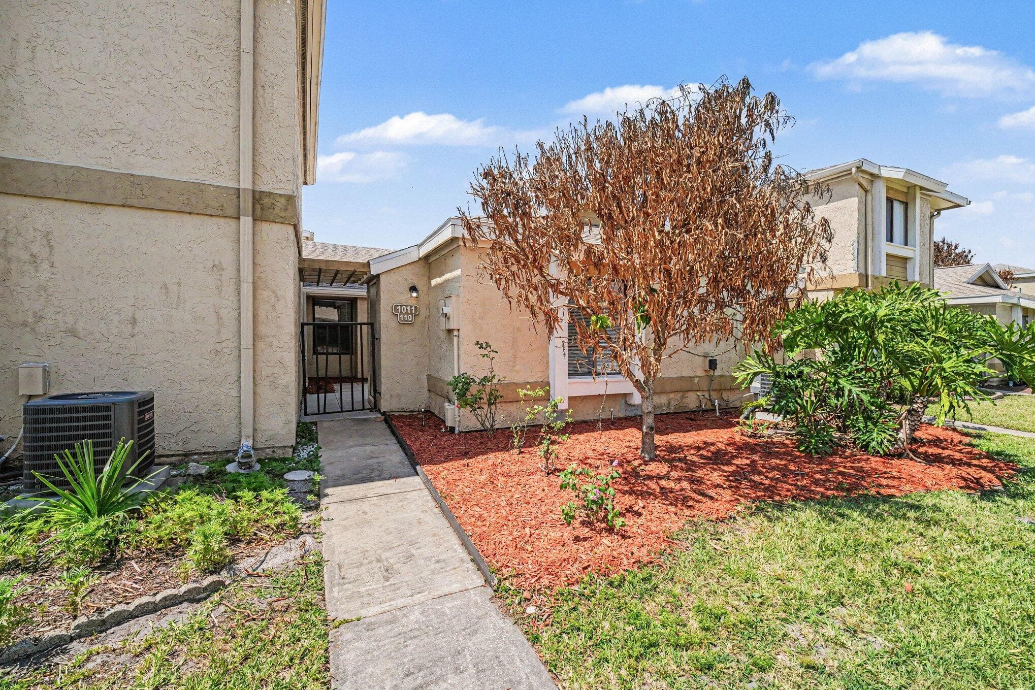 1011 NE Abada Ct Court NE 110, Palm Bay, FL 32905 — photo 2 of 23