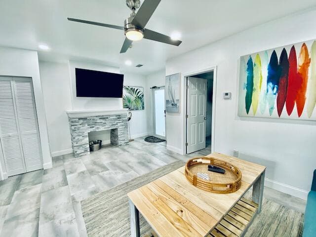701 NE 17 Way, Fort Lauderdale, FL 33304 — photo 17 of 36