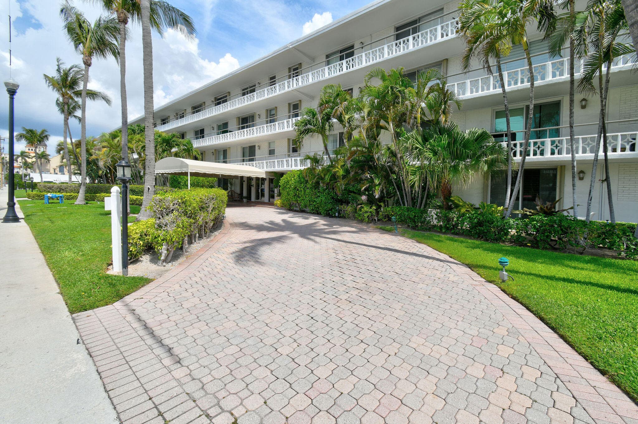 139 Sunrise Avenue 2030, Palm Beach, FL 33480 — photo 1 of 44