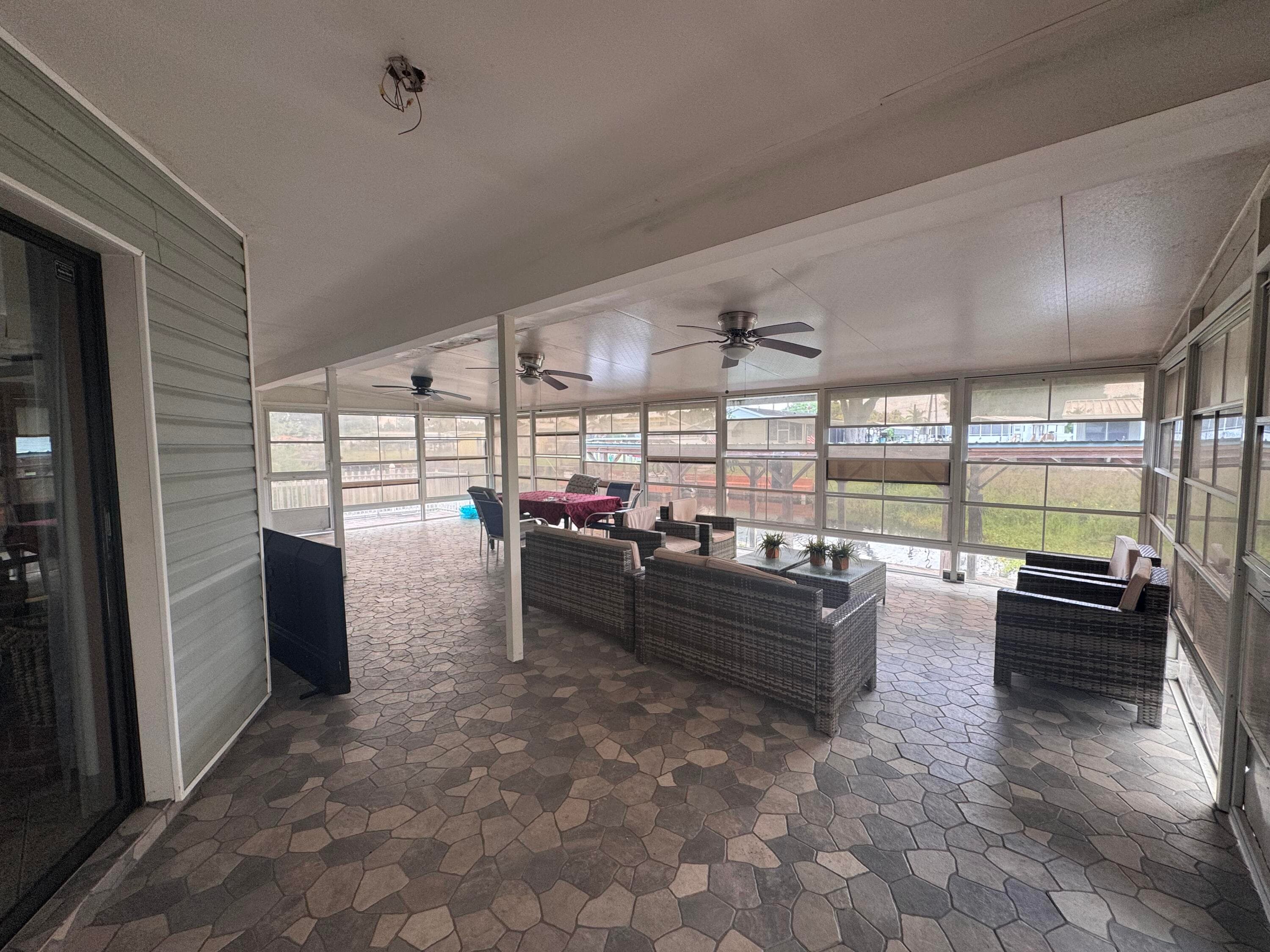 14545 W Center Street, Okeechobee, FL 34972 — photo 8 of 22