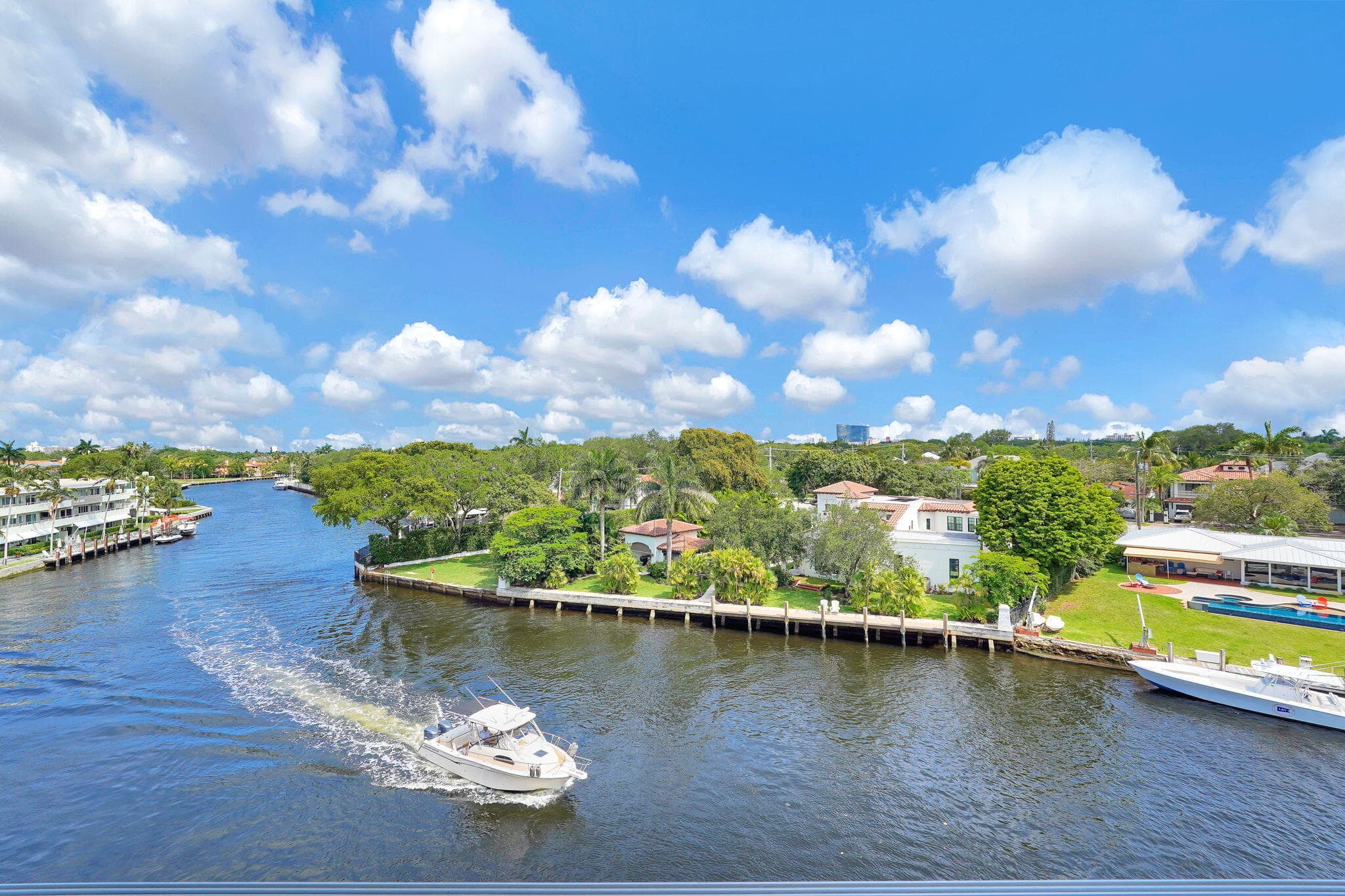 818 SE 4th Street 505, Fort Lauderdale, FL 33301 — photo 1 of 25