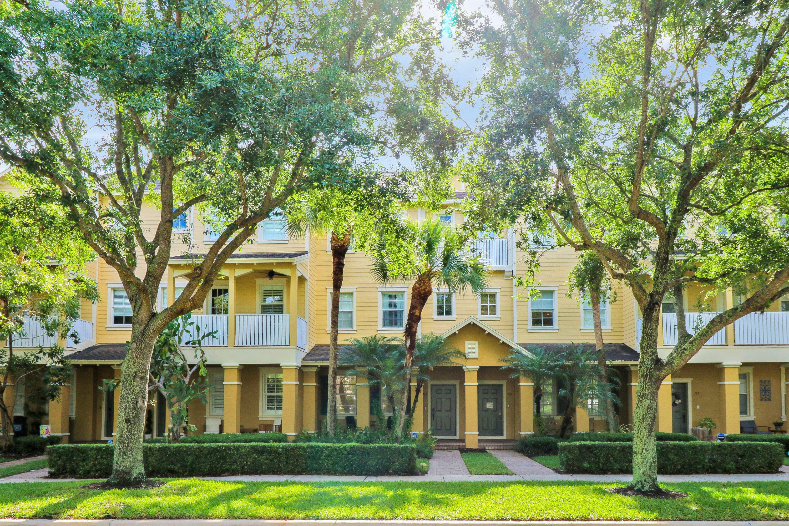123 E Thatch Palm Circle, Jupiter, FL 33458 — photo 1 of 26