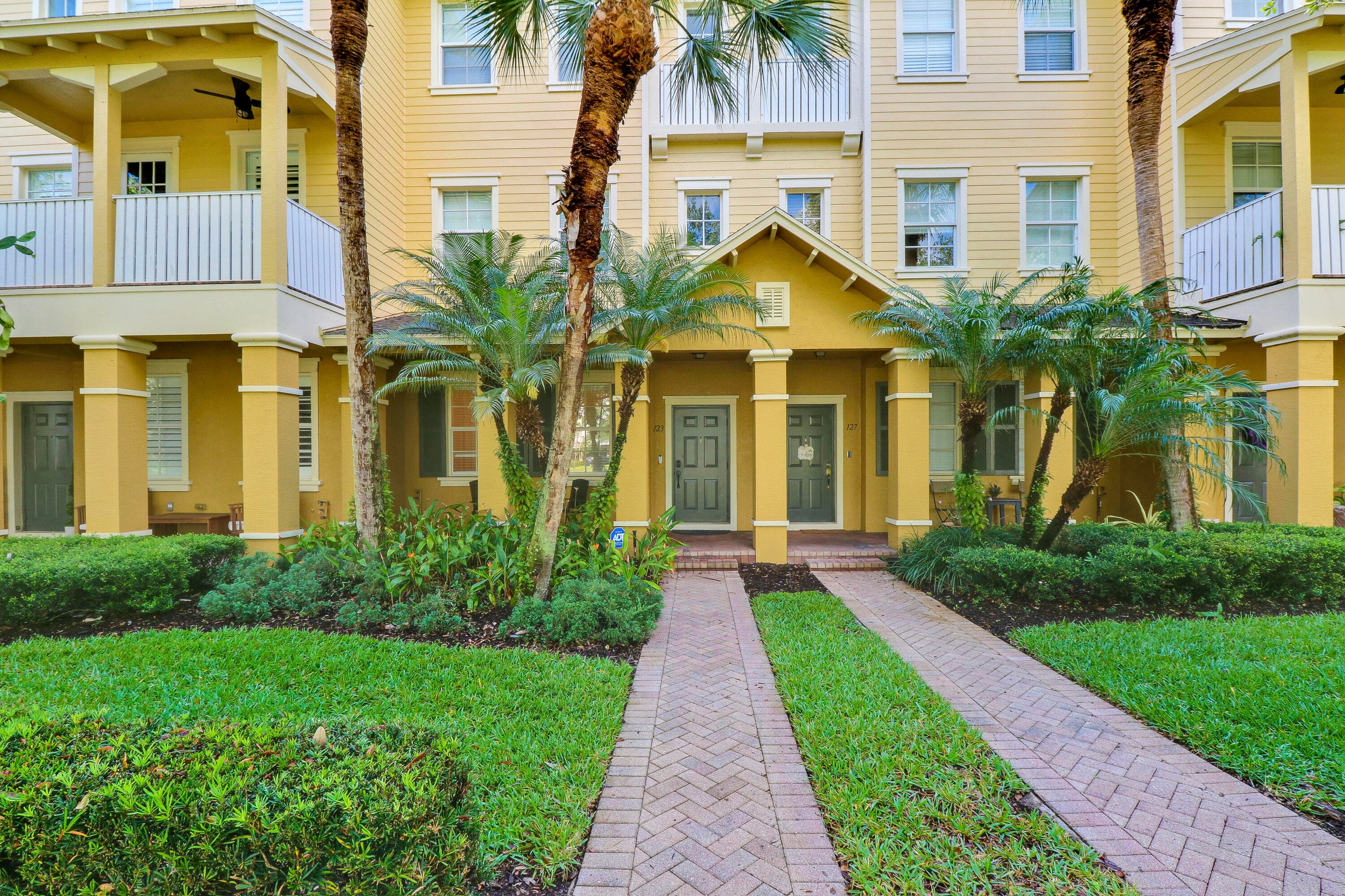 123 E Thatch Palm Circle, Jupiter, FL 33458 — photo 2 of 26