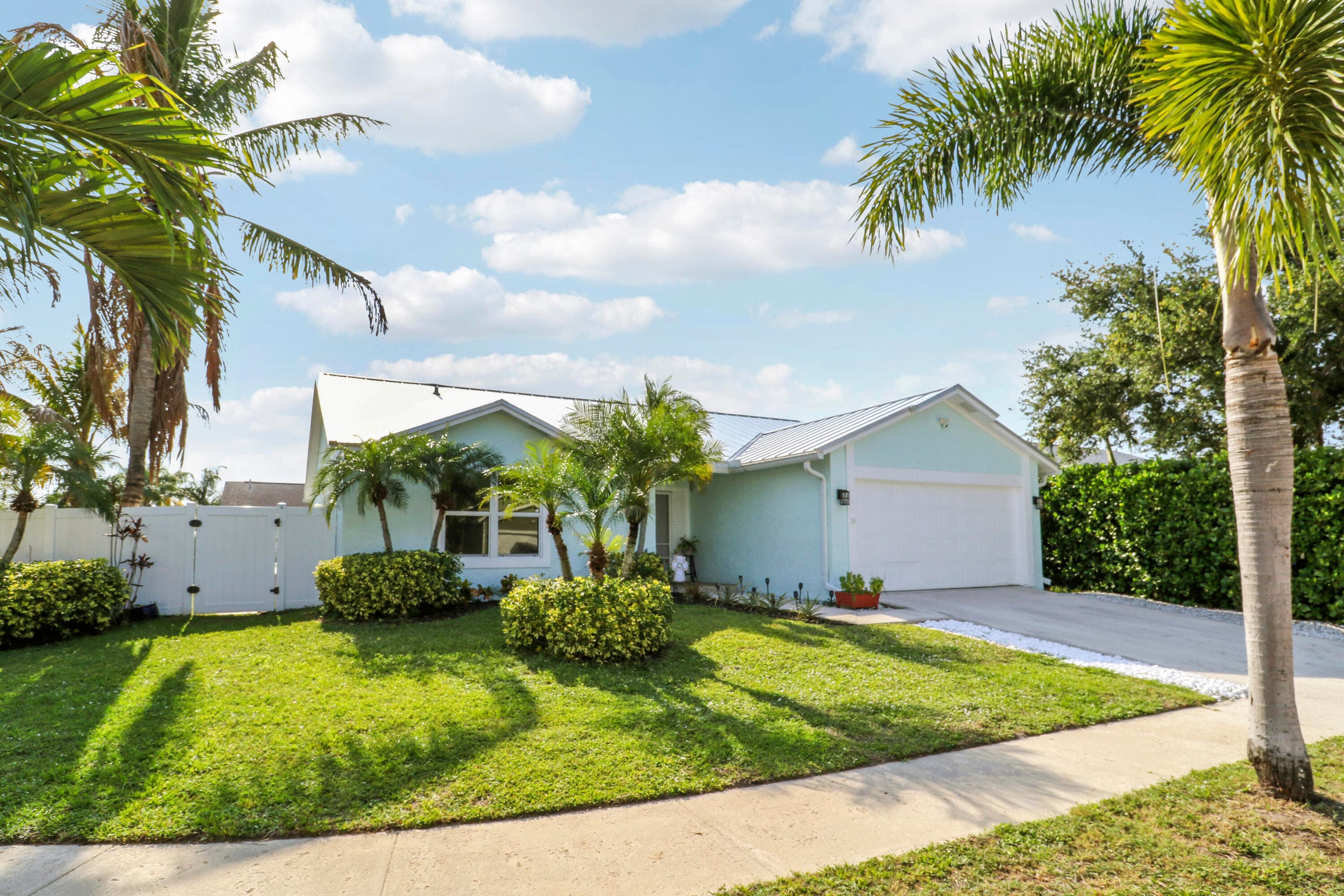 171 Greentree Circle, Jupiter, FL 33458 — photo 2 of 39