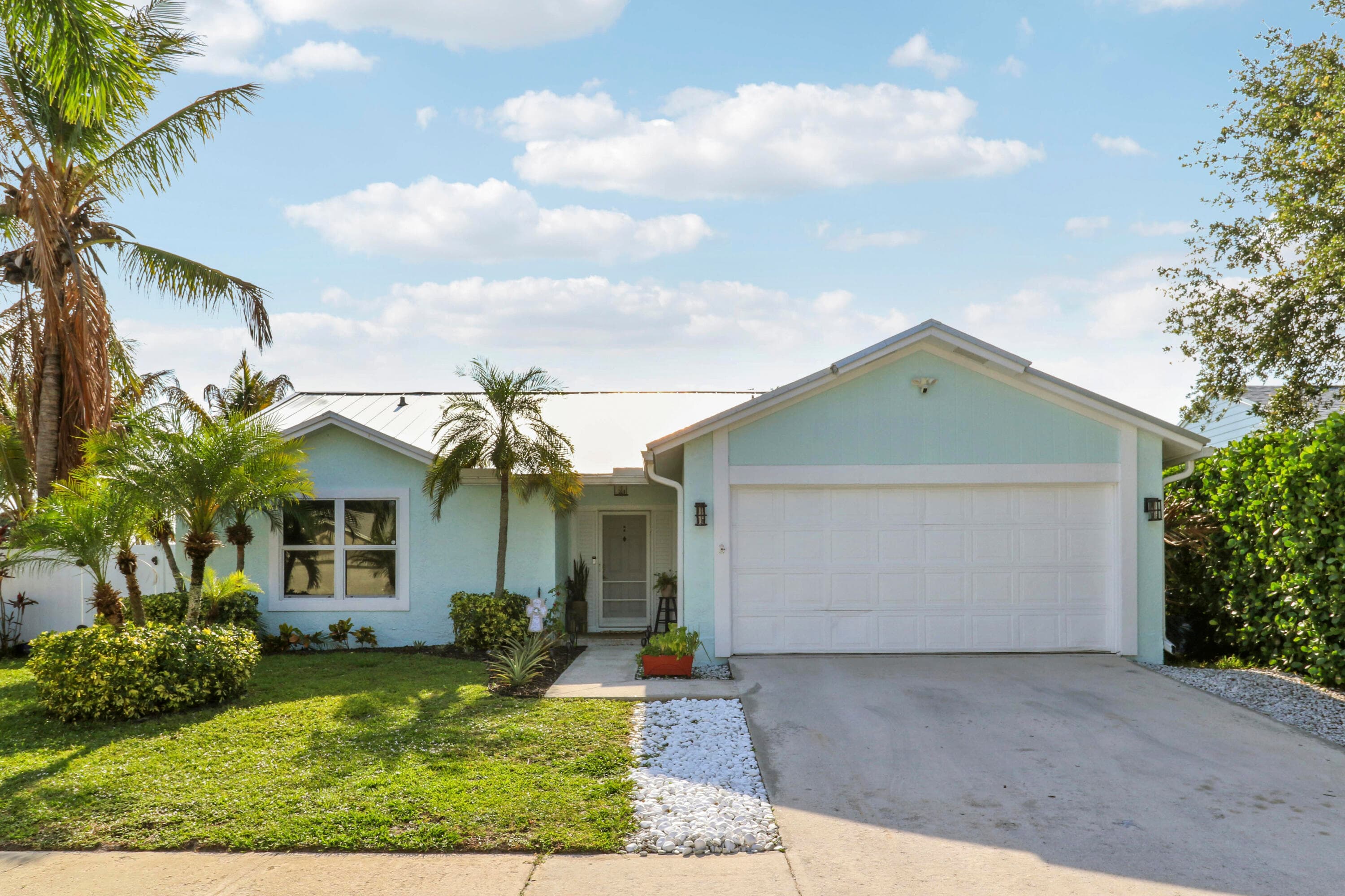171 Greentree Circle, Jupiter, FL 33458 — photo 1 of 39