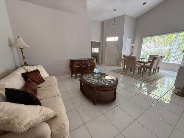 8306 Horseshoe Bay Road, Boynton Beach, FL 33472 — photo 4 of 51