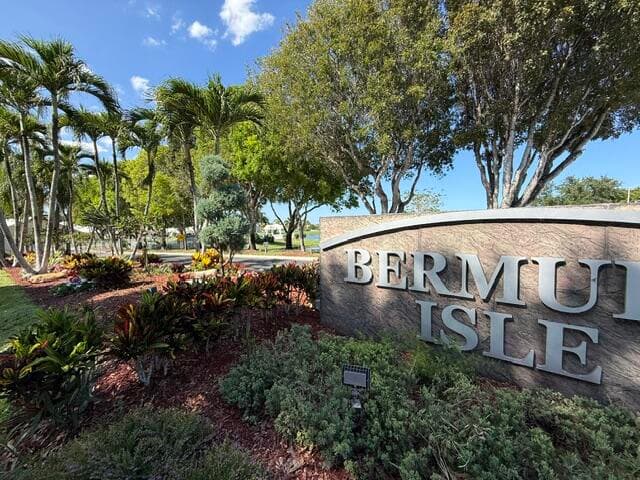 8306 Horseshoe Bay Road, Boynton Beach, FL 33472 — photo 35 of 51