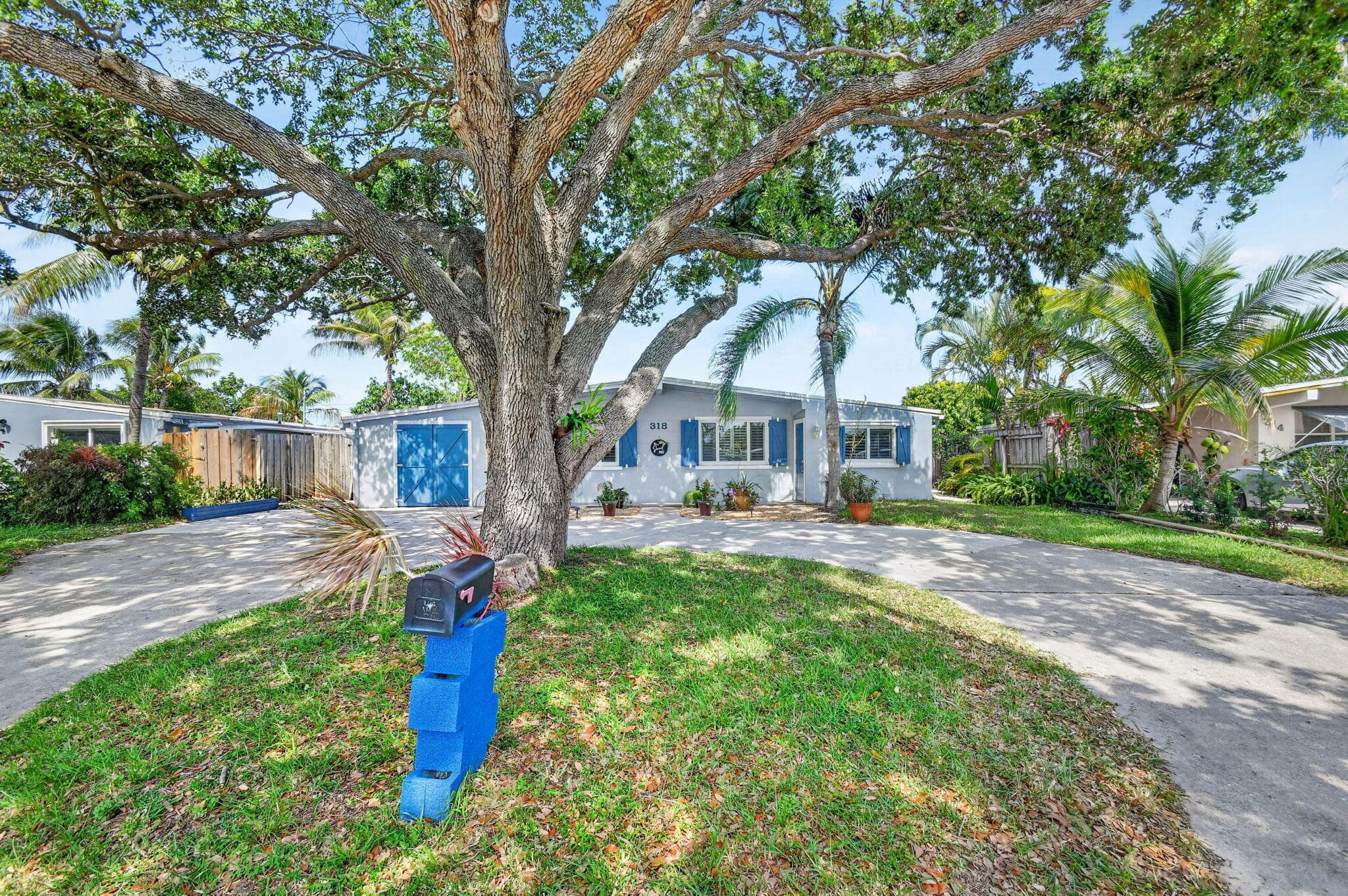318 Glen Arbor Terrace, Boynton Beach, FL 33426 — photo 1 of 52