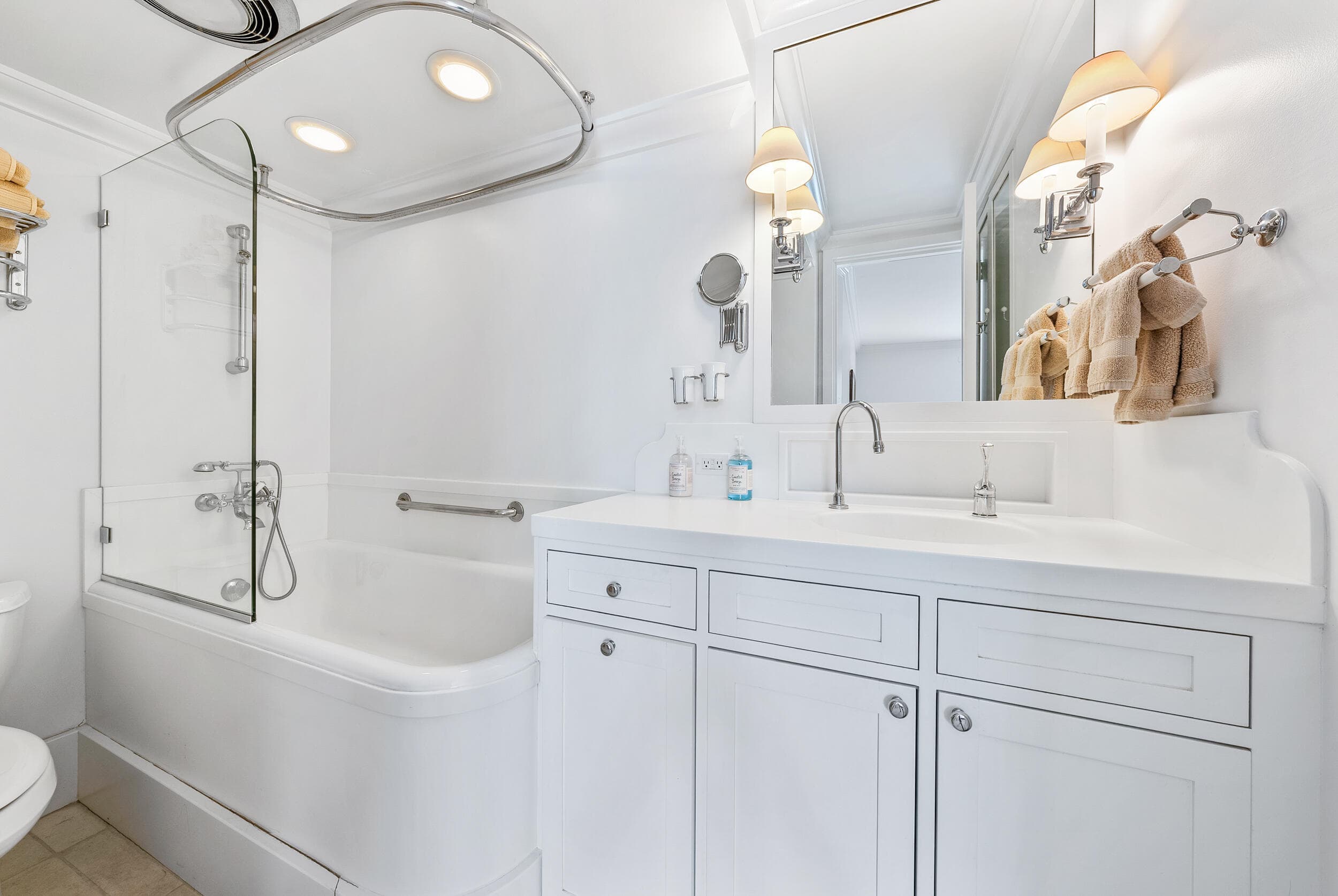 455 Worth Avenue 201, Palm Beach, FL 33480 — photo 15 of 19