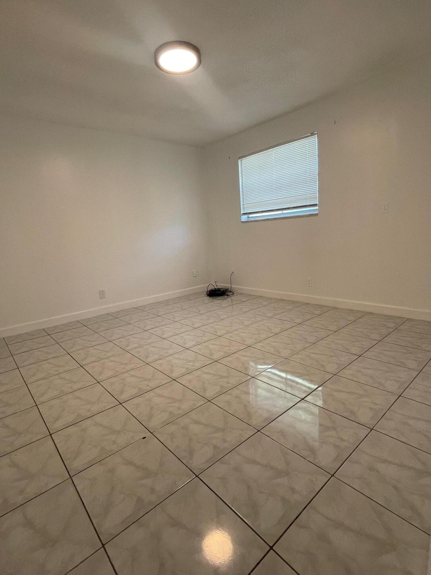 400 SE 9th Court Apt 9, Hallandale Beach, FL 33009 — photo 6 of 8