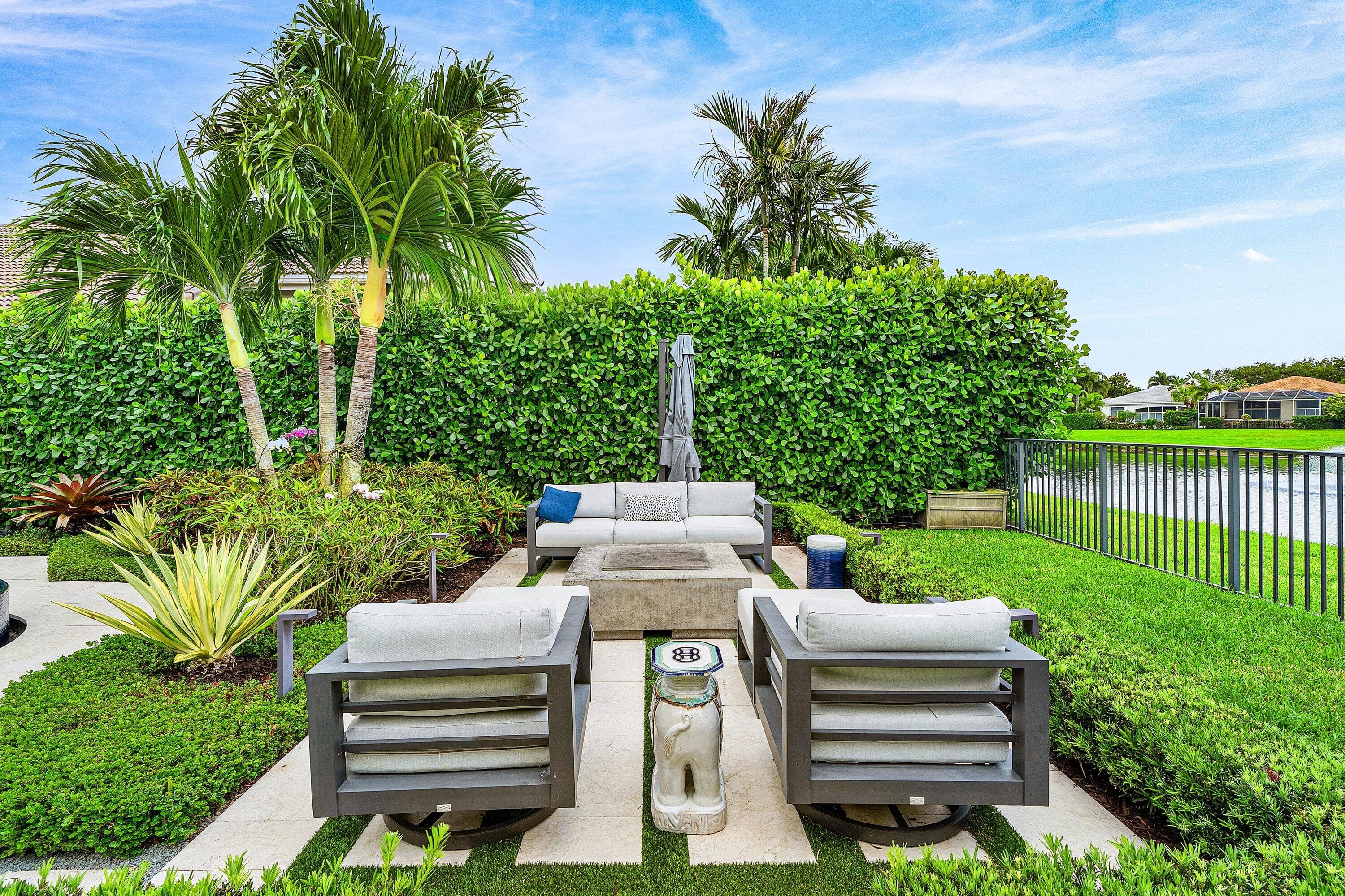 21 Somerset Drive, Palm Beach Gardens, FL 33418 — photo 43 of 77