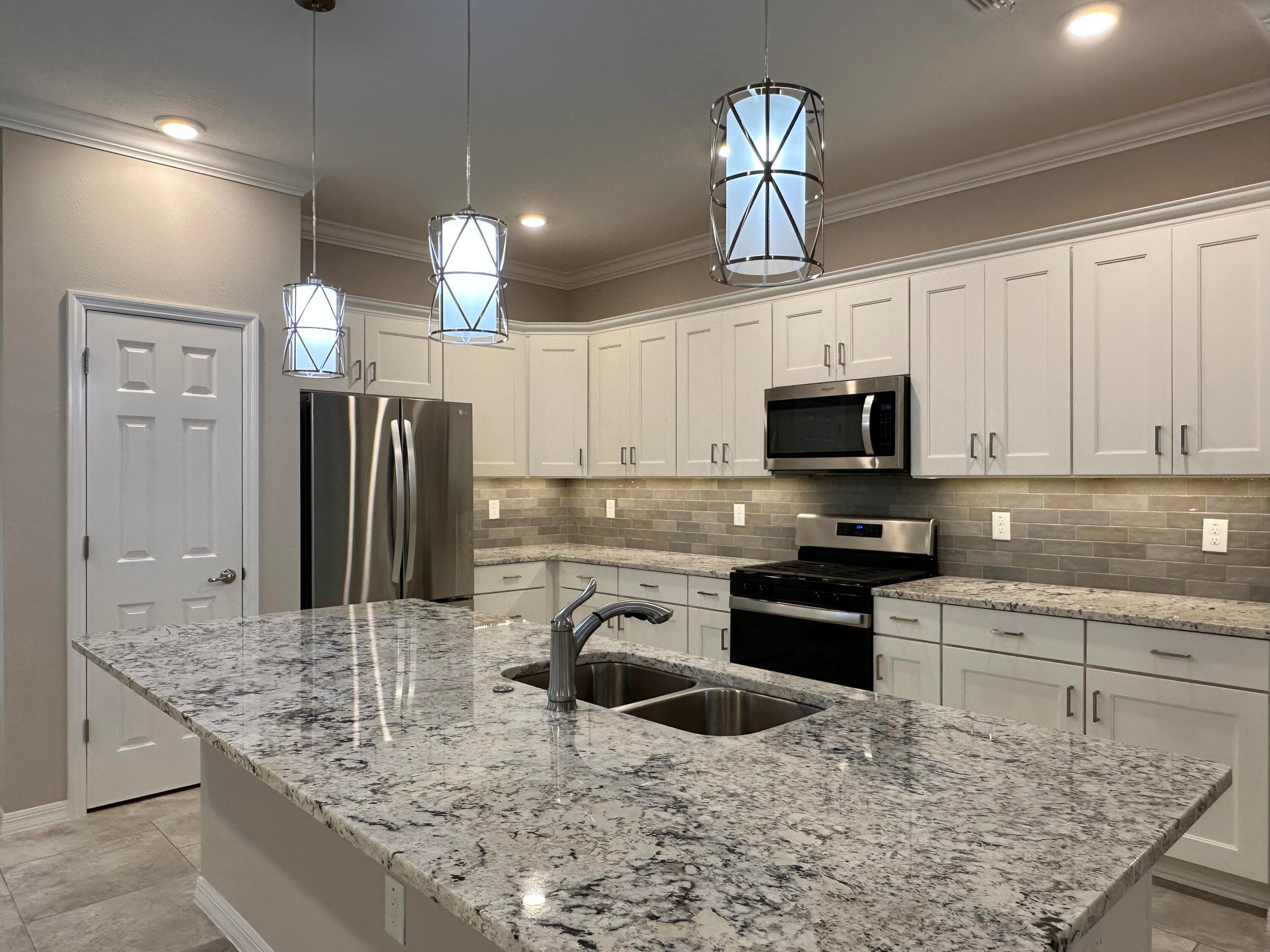 9031 SW 75th Loop, Ocala, FL 34481 — photo 5 of 37