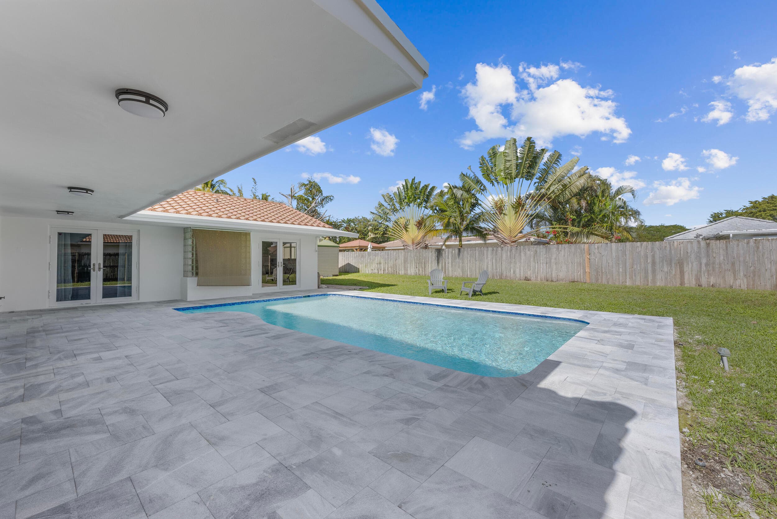 1051 NW 9th Street, Boca Raton, FL 33486 — photo 5 of 32