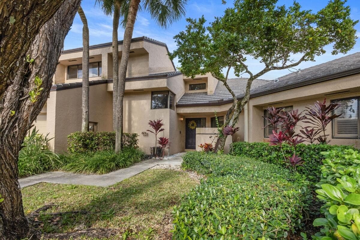 124 Chelsea Lane S, Plantation, FL 33324 — photo 3 of 30