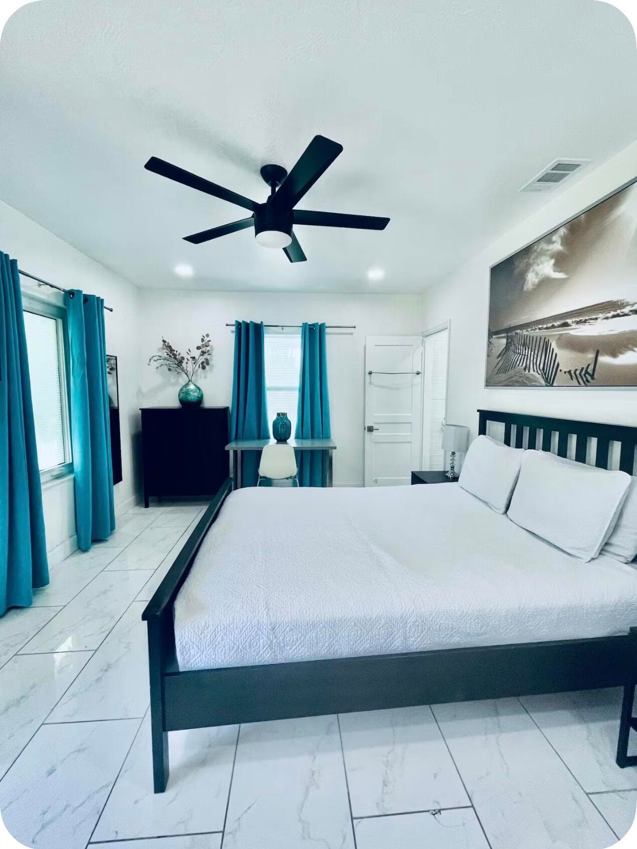 630 NE 17th Way, Fort Lauderdale, FL 33304 — photo 8 of 30