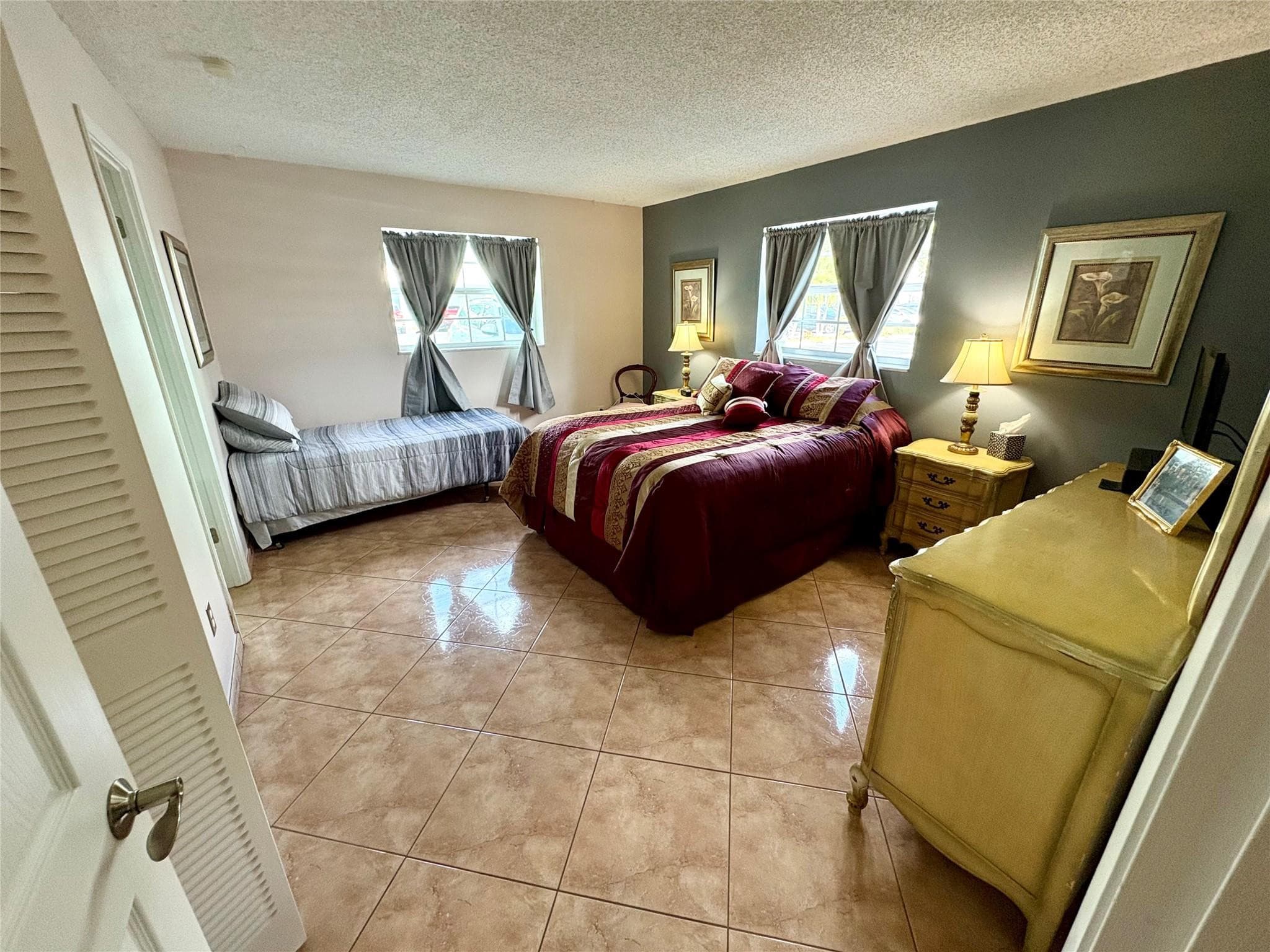 4401 NW 41st Street 110, Lauderdale Lakes, FL 33319 — photo 11 of 24