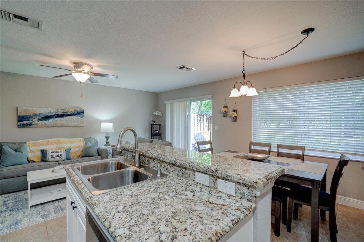 6633 Old Farm Trail, Boynton Beach, FL 33437 — photo 9 of 26