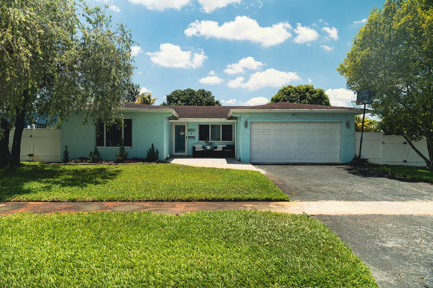 7210 NW 22nd Street, Sunrise, FL 33313 — photo 2 of 29