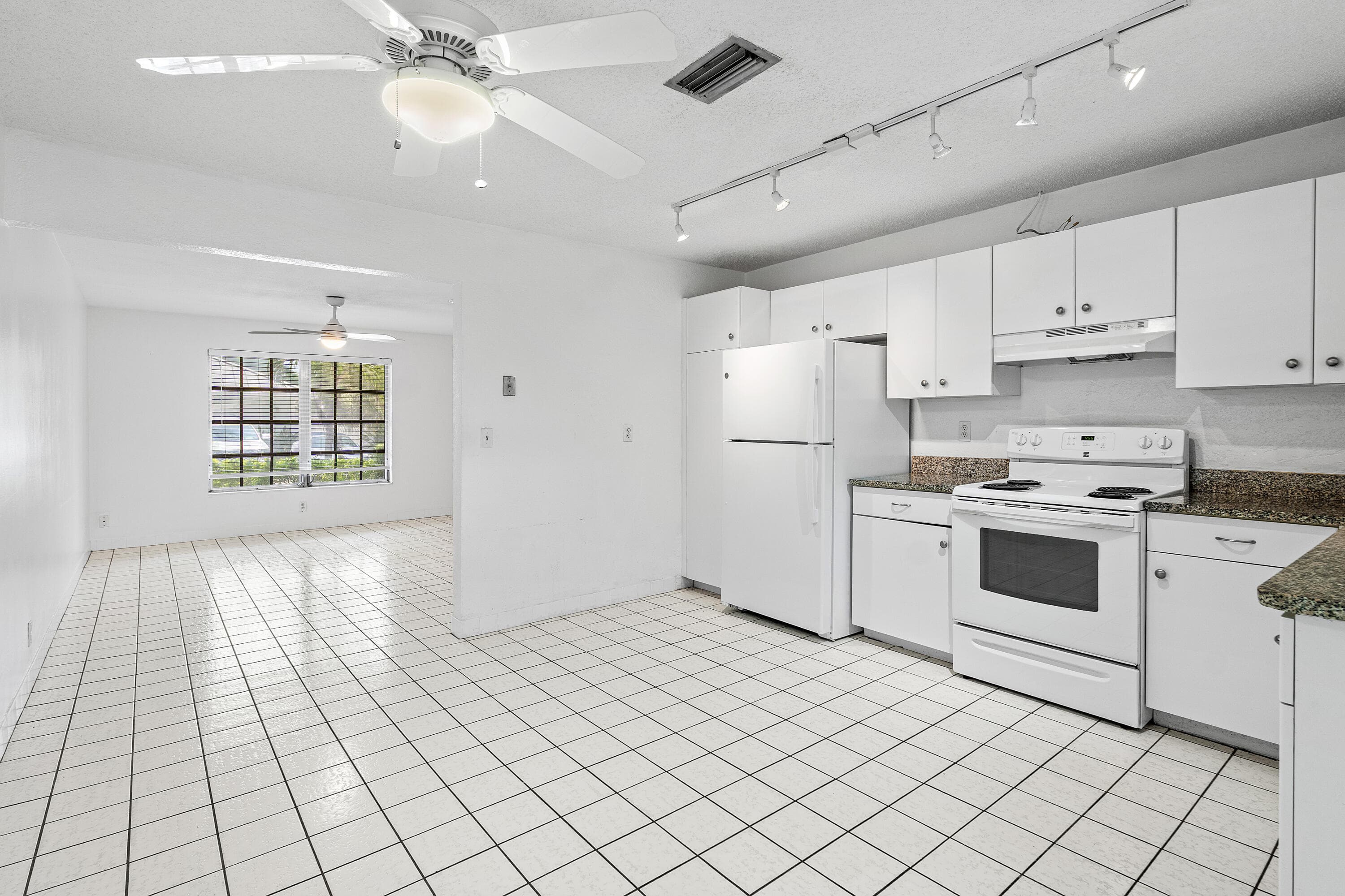 11 Sailfish Lane, Ocean Ridge, FL 33435 — photo 8 of 31