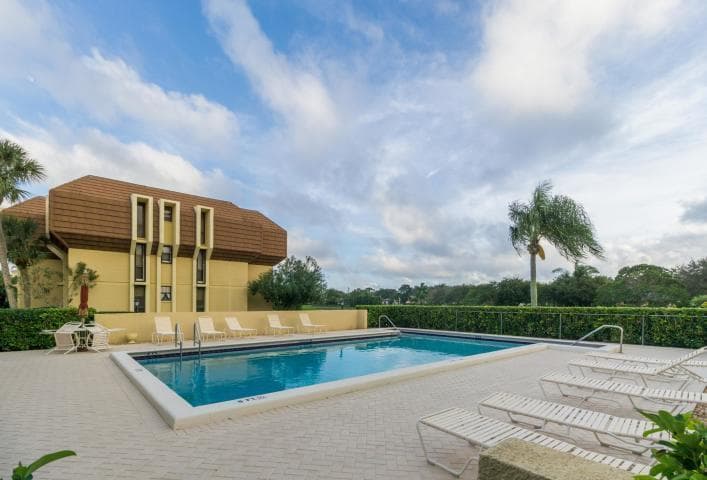 5188 Woodland Lakes Drive 335, Palm Beach Gardens, FL 33418 — photo 26 of 27