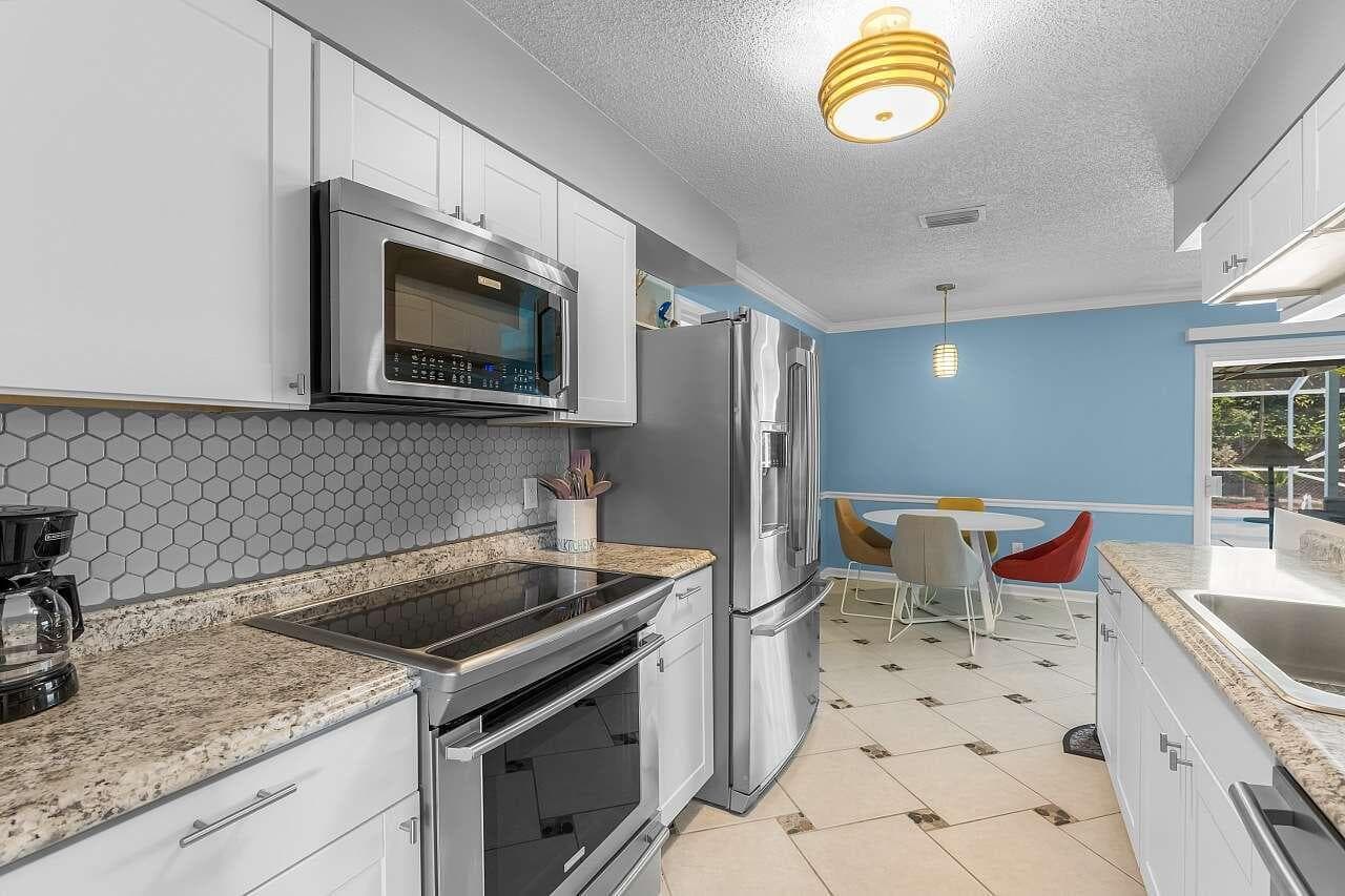 5103 Center Street, Jupiter, FL 33458 — photo 9 of 24