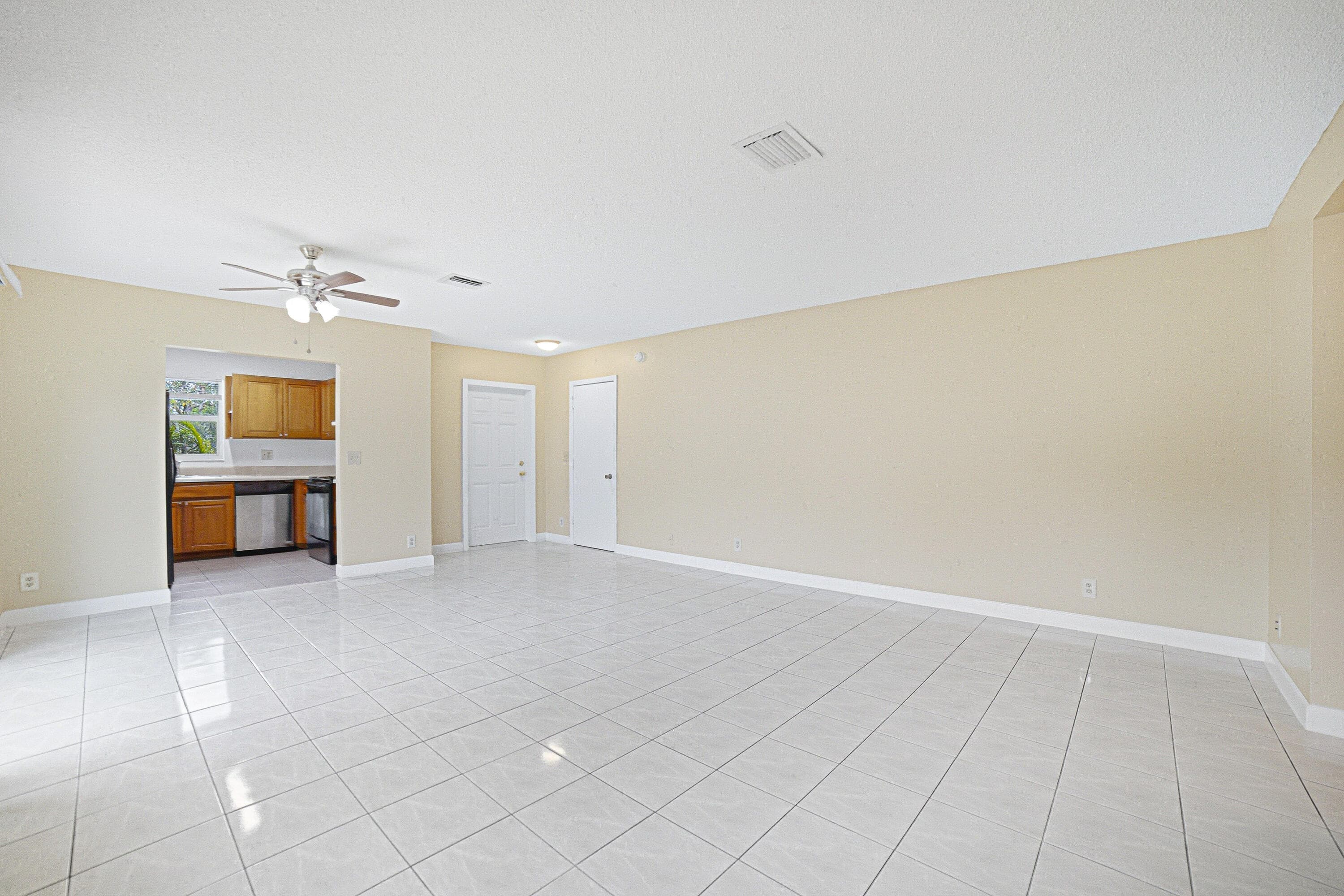3912 NW 110th Avenue, Coral Springs, FL 33065 — photo 7 of 32
