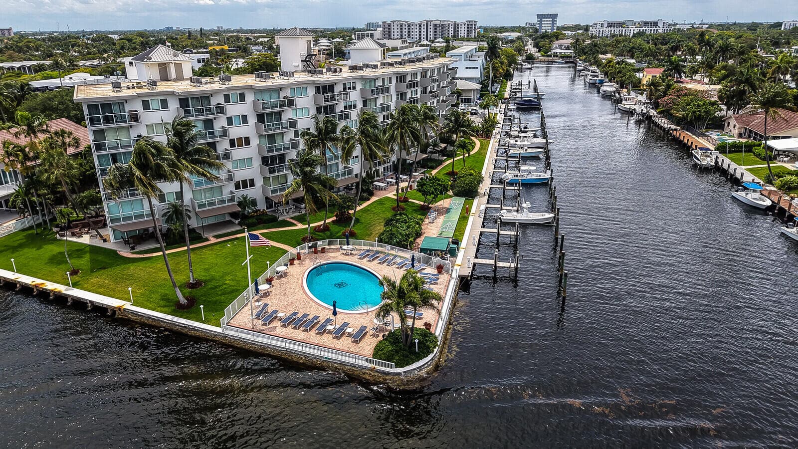 140 NE 28th Avenue 502, Pompano Beach, FL 33062 — photo 42 of 44