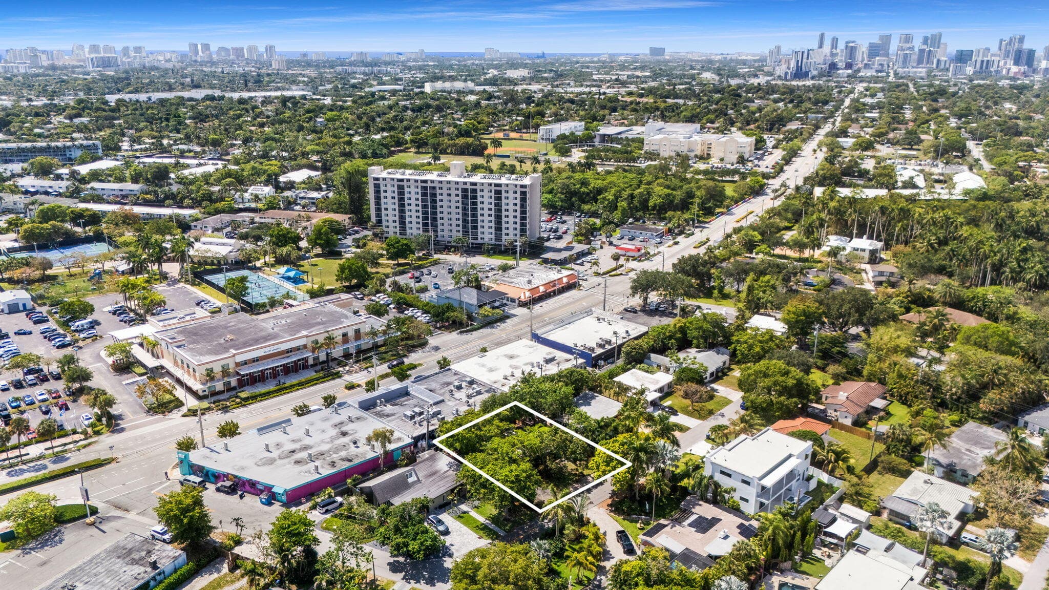 2020 NE 4th Avenue 1, Wilton Manors, FL 33305 — photo 12 of 15