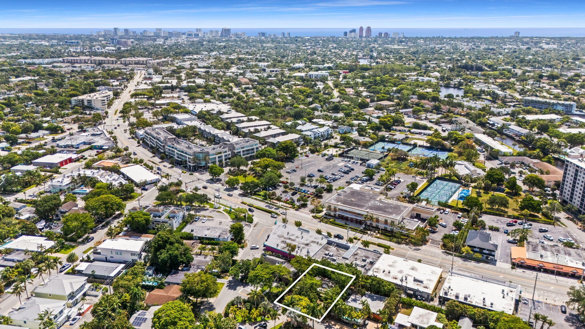2020 NE 4th Avenue 2, Wilton Manors, FL 33305 — photo 10 of 12