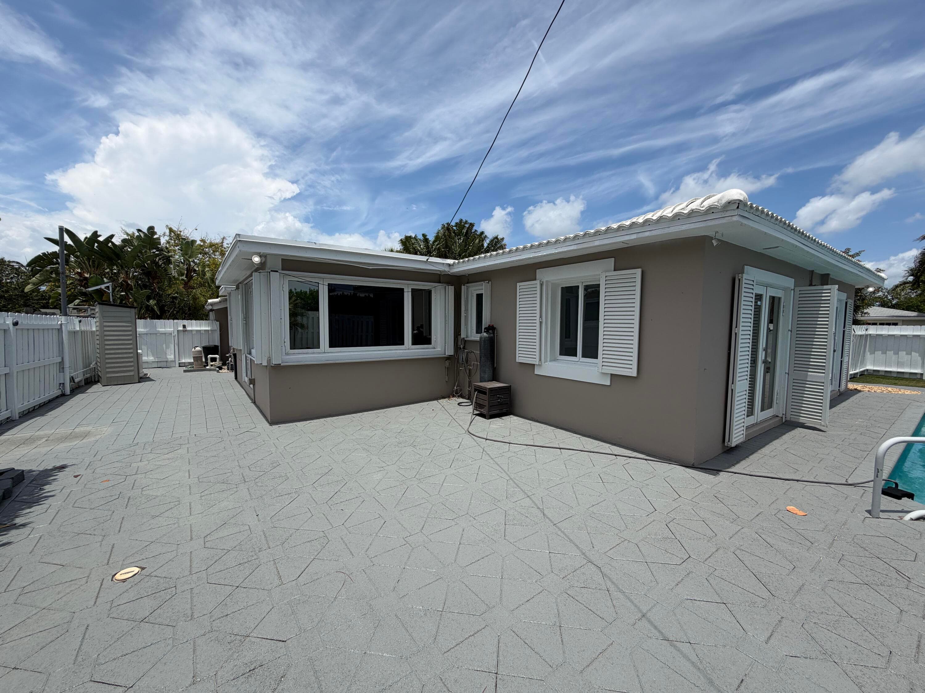 204 S Seacrest Circle, Delray Beach, FL 33444 — photo 26 of 31
