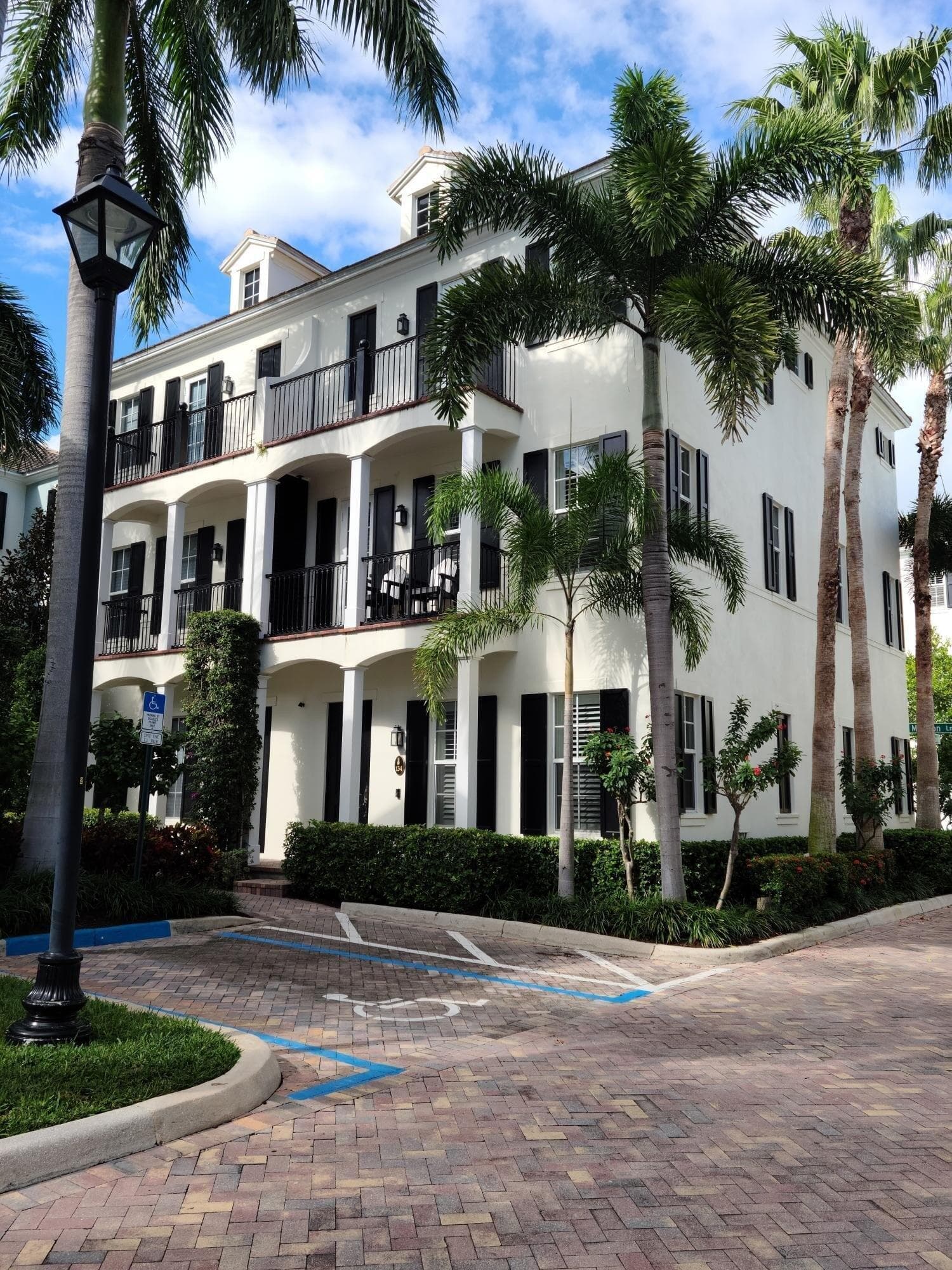 134 Madison Lane, Delray Beach, FL 33444 — photo 1 of 44