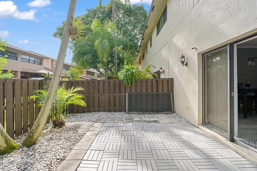 7620 NW 79th Avenue J8, Tamarac, FL 33321 — photo 18 of 25