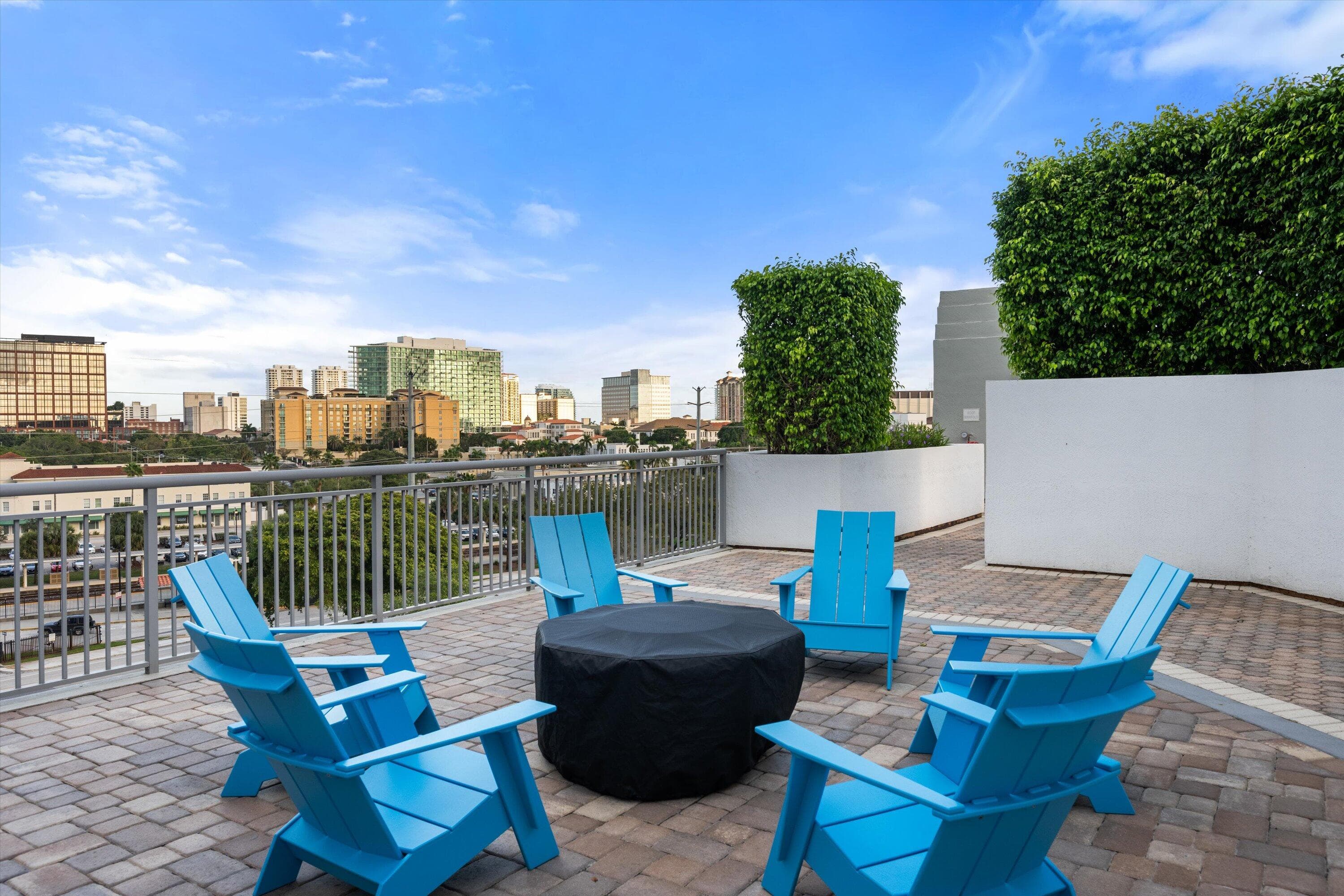 300 S Australian Avenue 1619, West Palm Beach, FL 33401 — photo 29 of 35