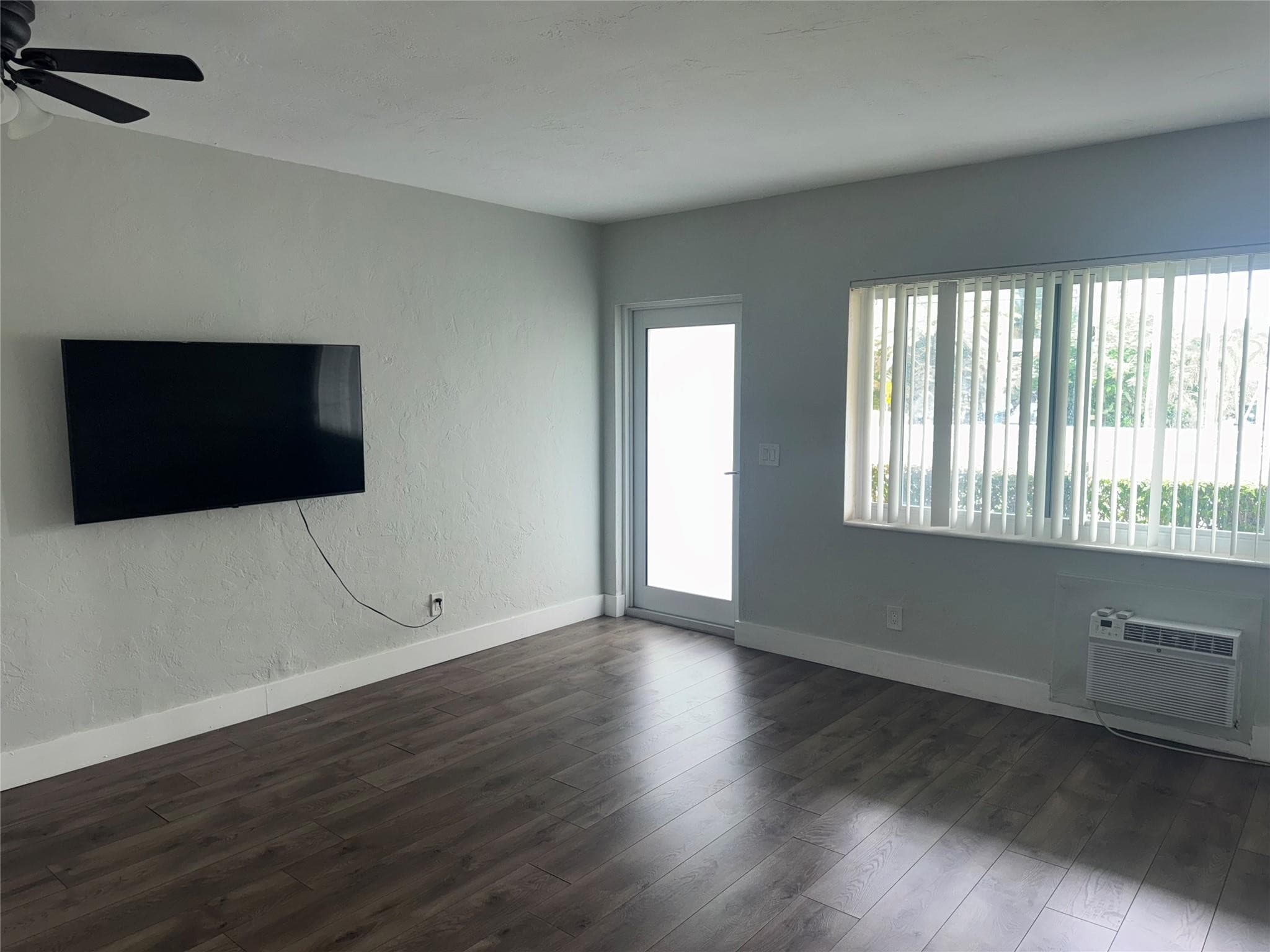 600 Layne Boulevard 117, Hallandale Beach, FL 33009 — photo 9 of 11