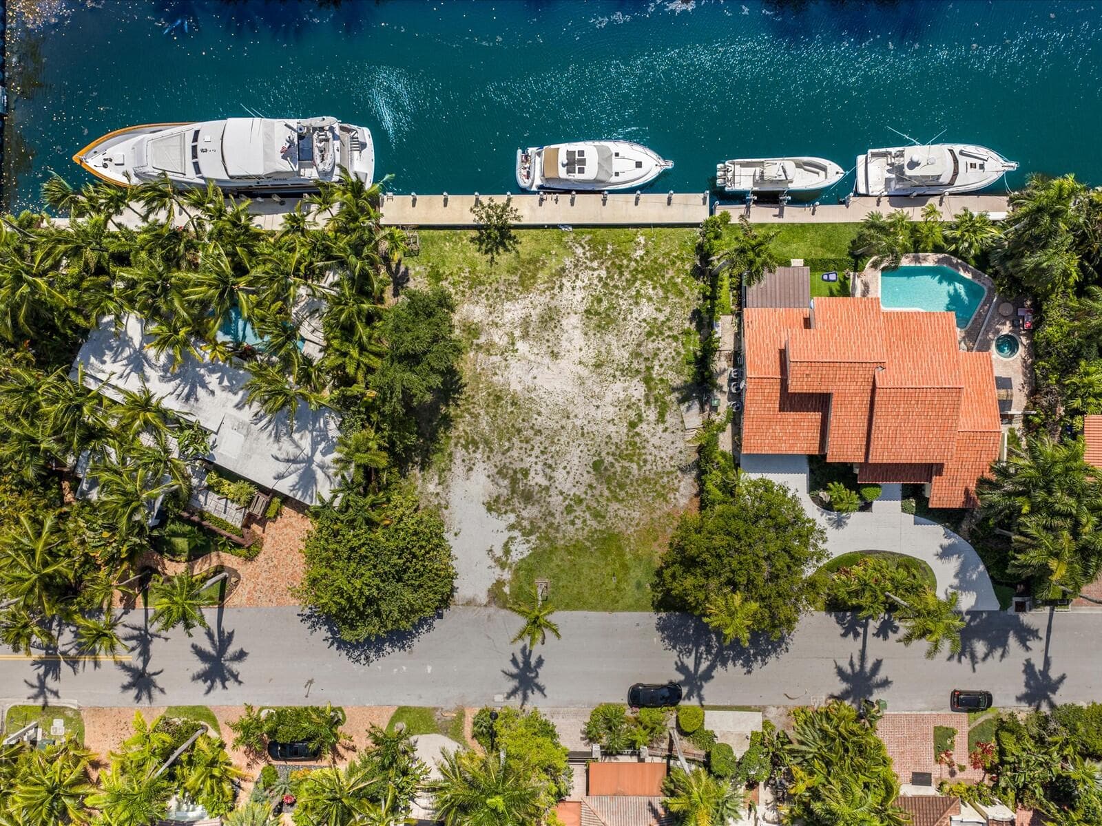 310 Coral Way, Fort Lauderdale, FL 33301 — photo 3 of 5