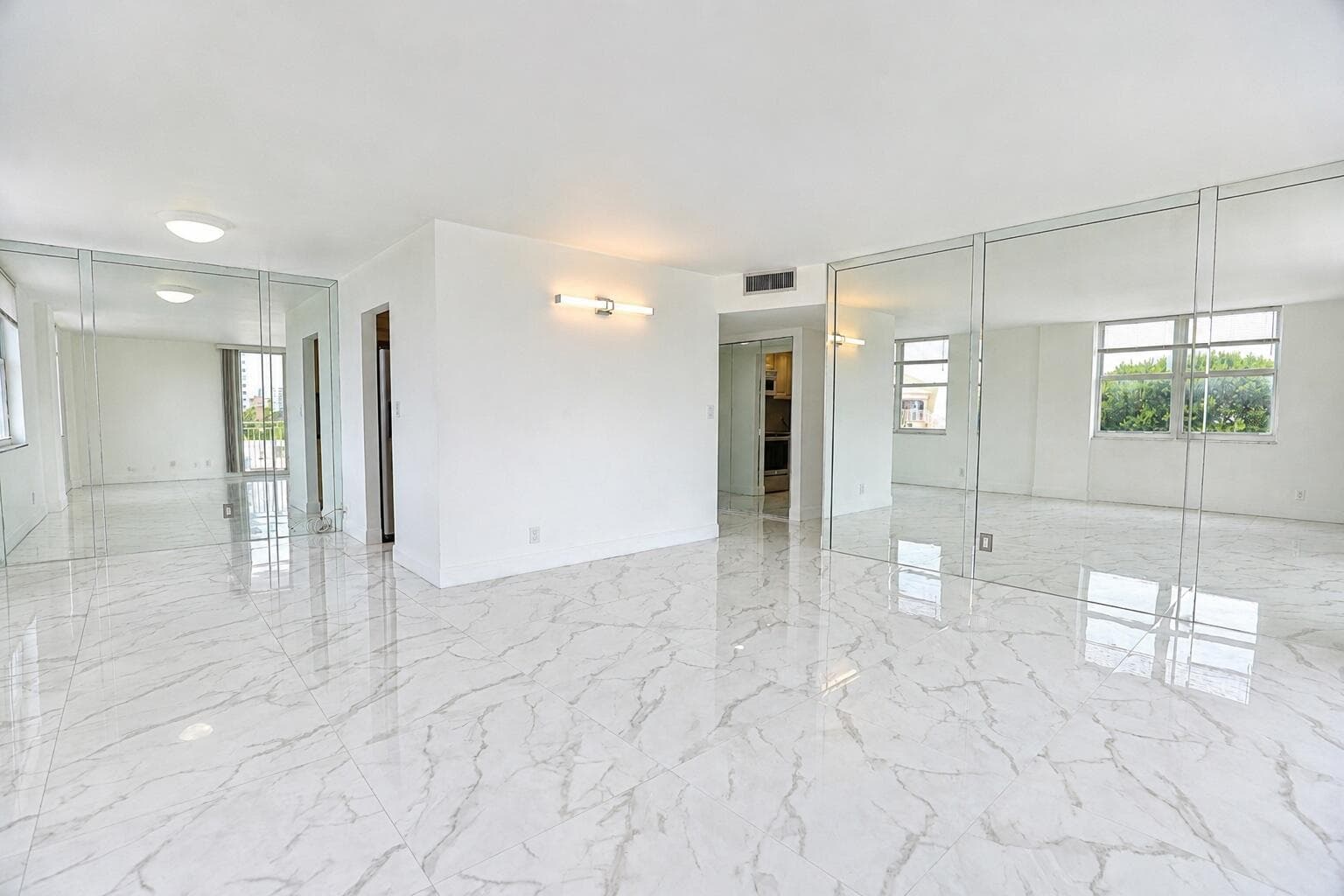 101 Briny Avenue 401, Pompano Beach, FL 33062 — photo 7 of 53