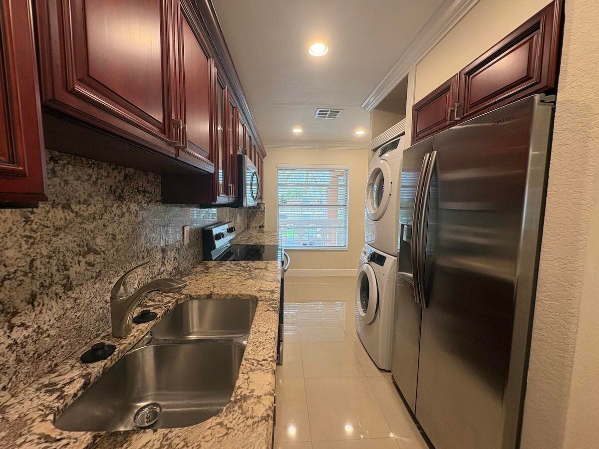 1441 NW 19th Terrace 201, Delray Beach, FL 33445 — photo 10 of 41