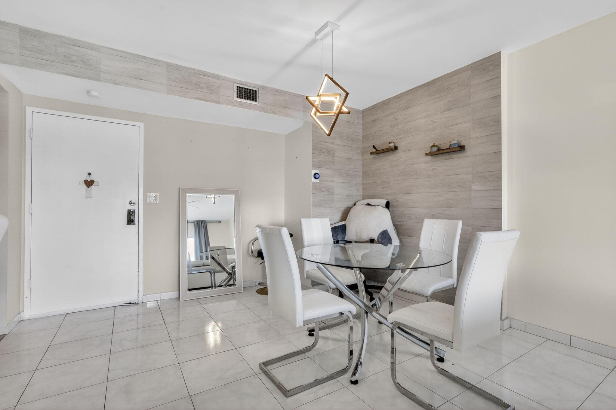 4330 Hillcrest Drive 302, Hollywood, FL 33021 — photo 3 of 45