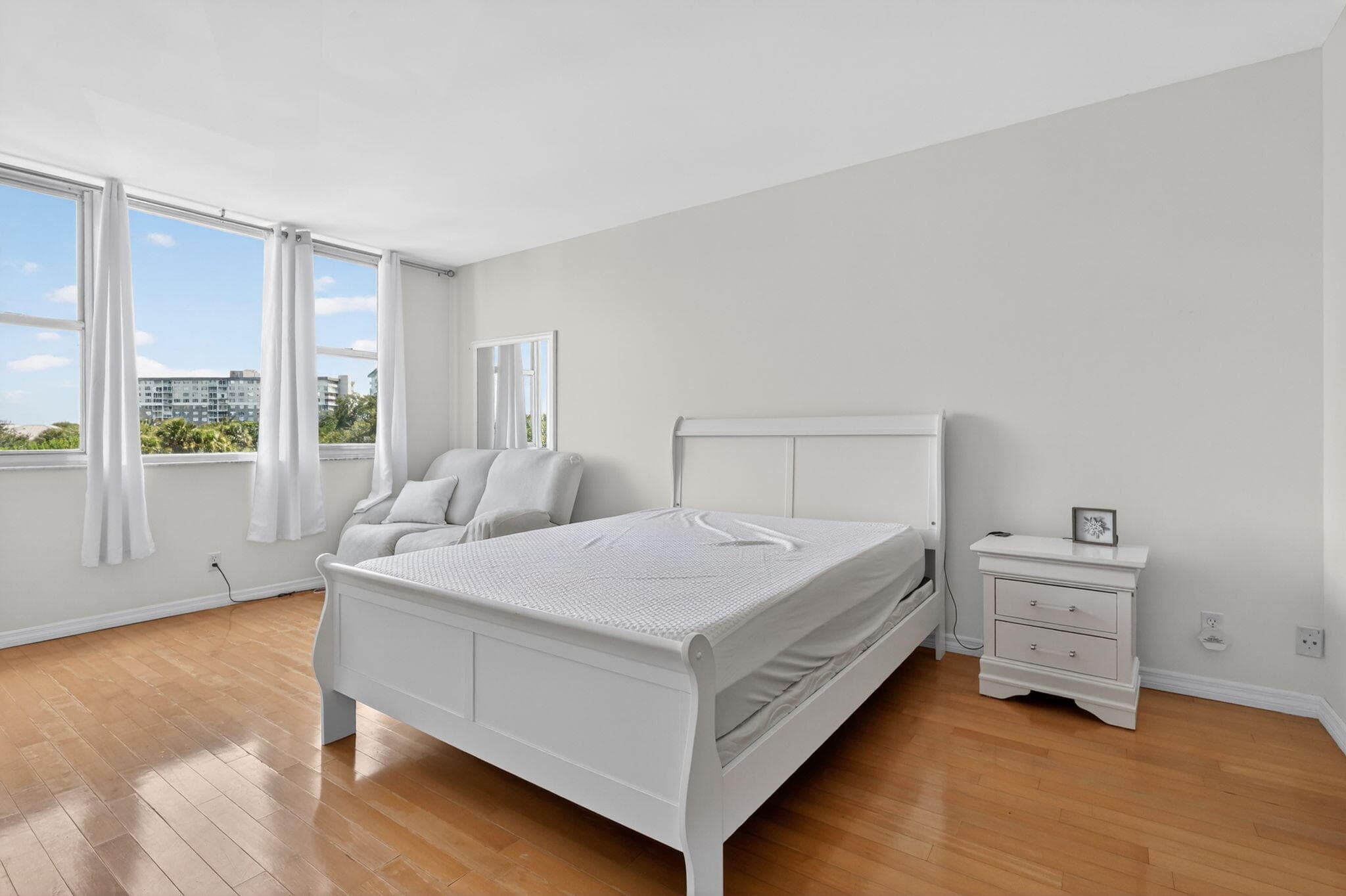 4330 Hillcrest Drive 302, Hollywood, FL 33021 — photo 15 of 45