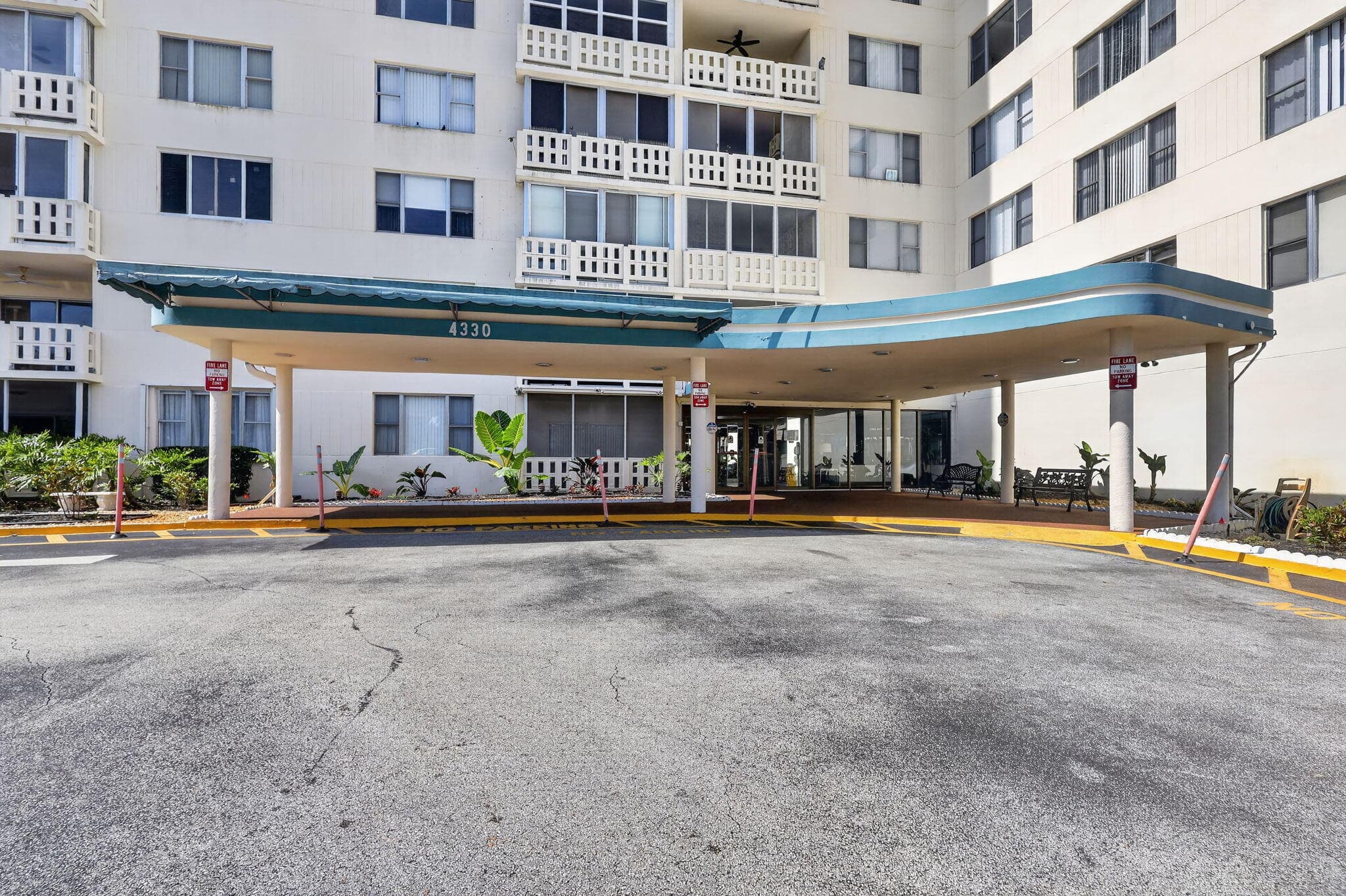 4330 Hillcrest Drive 302, Hollywood, FL 33021 — photo 39 of 45
