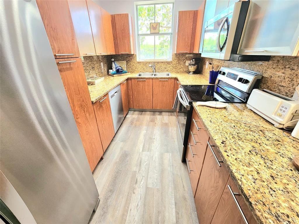 2317 Vintage Drive, Lighthouse Point, FL 33064 — photo 12 of 30