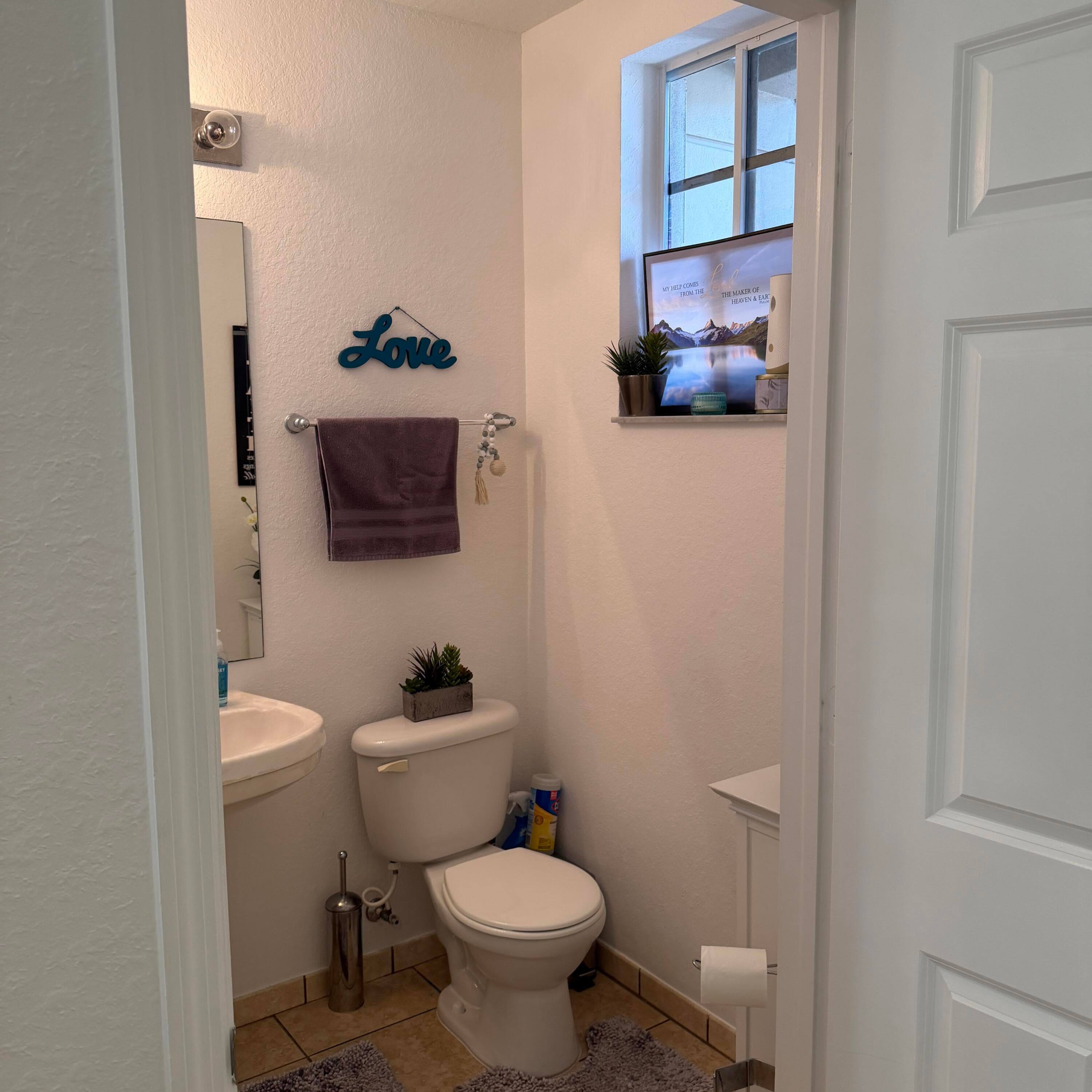 976 Abaco Lane, West Palm Beach, FL 33404 — photo 3 of 21