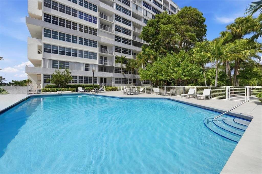 1160 N Federal Highway 517, Fort Lauderdale, FL 33304 — photo 35 of 68