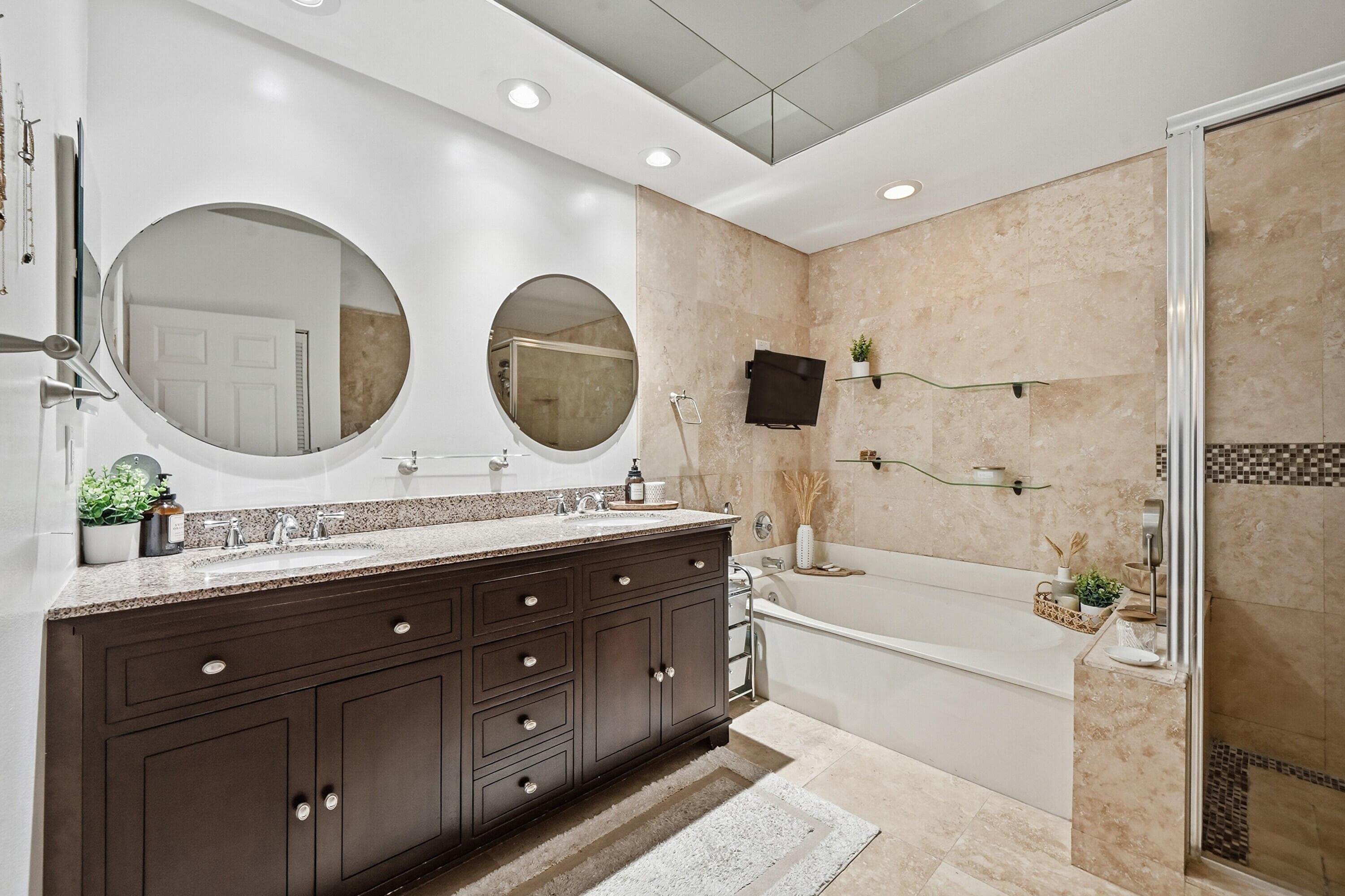 17242 Boca Club Boulevard 102, Boca Raton, FL 33487 — photo 22 of 31