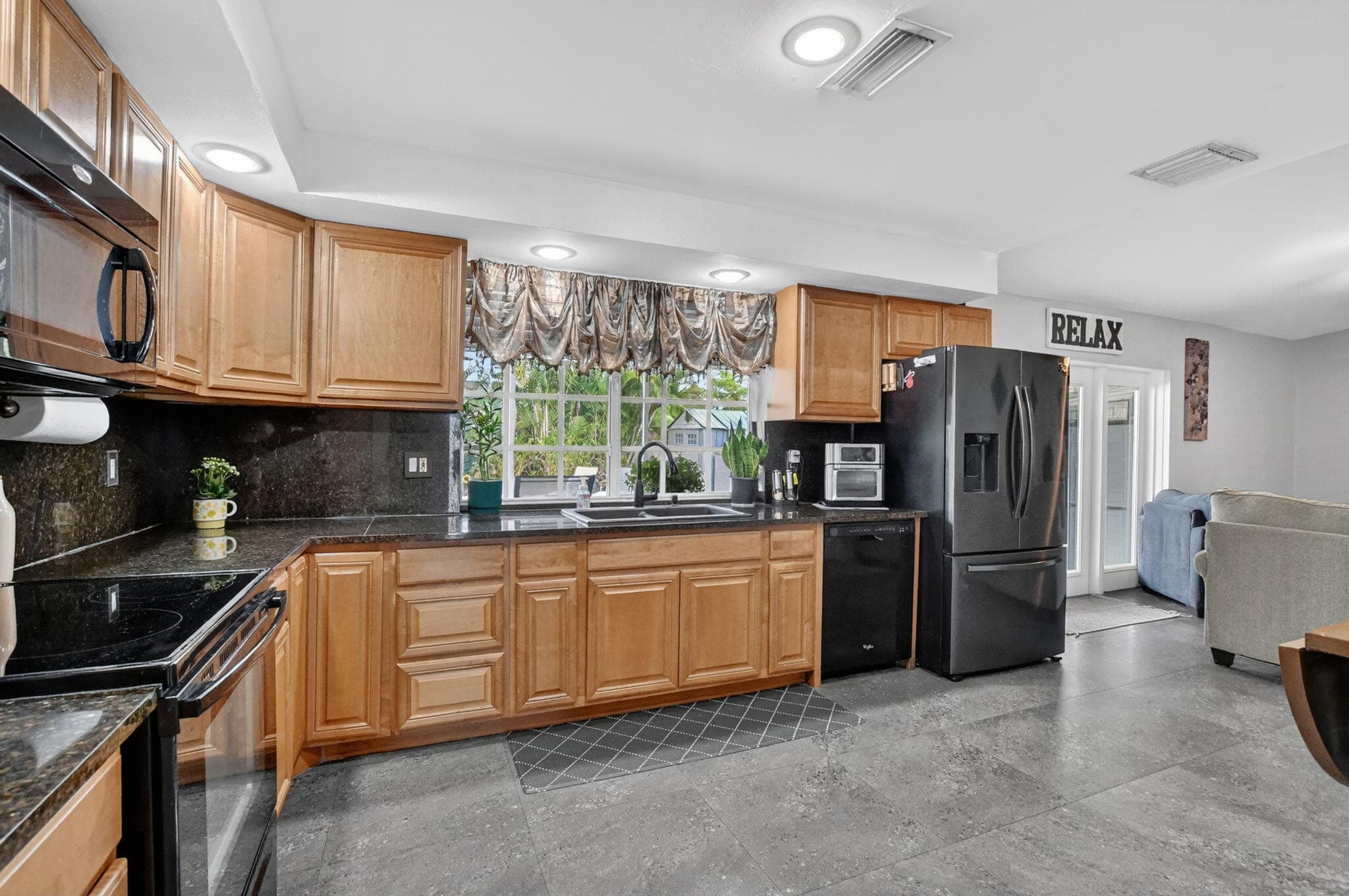 9976 Robins Nest Road, Boca Raton, FL 33496 — photo 9 of 47